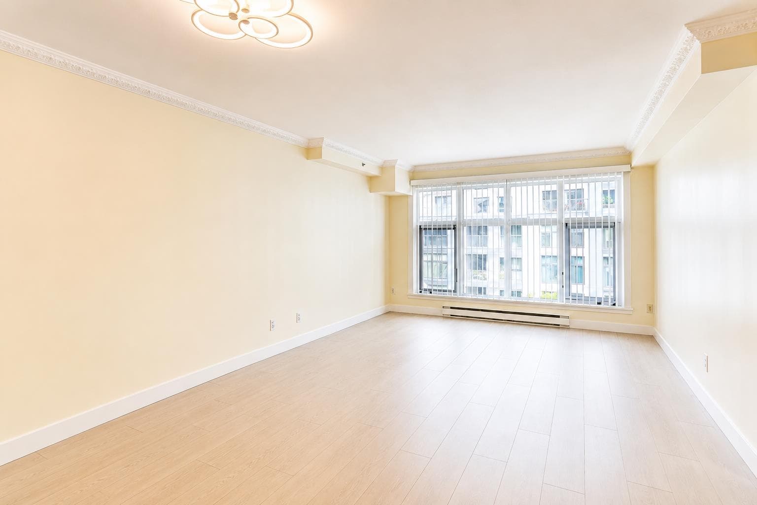 603 - 2468 E Broadway, Vancouver, V5M 4V1 — photo 5