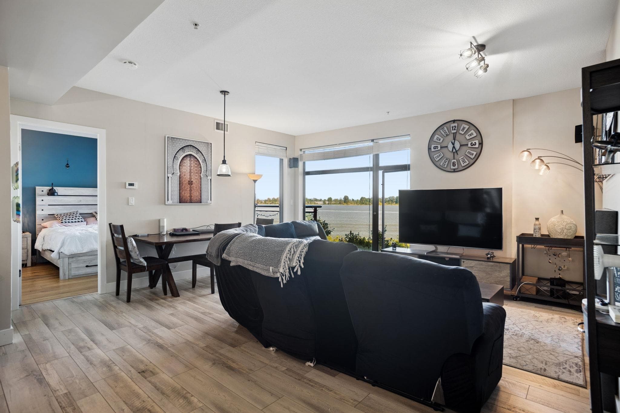 201 - 14300 Riverport Way, Richmond, V6W 0A4 — photo 5