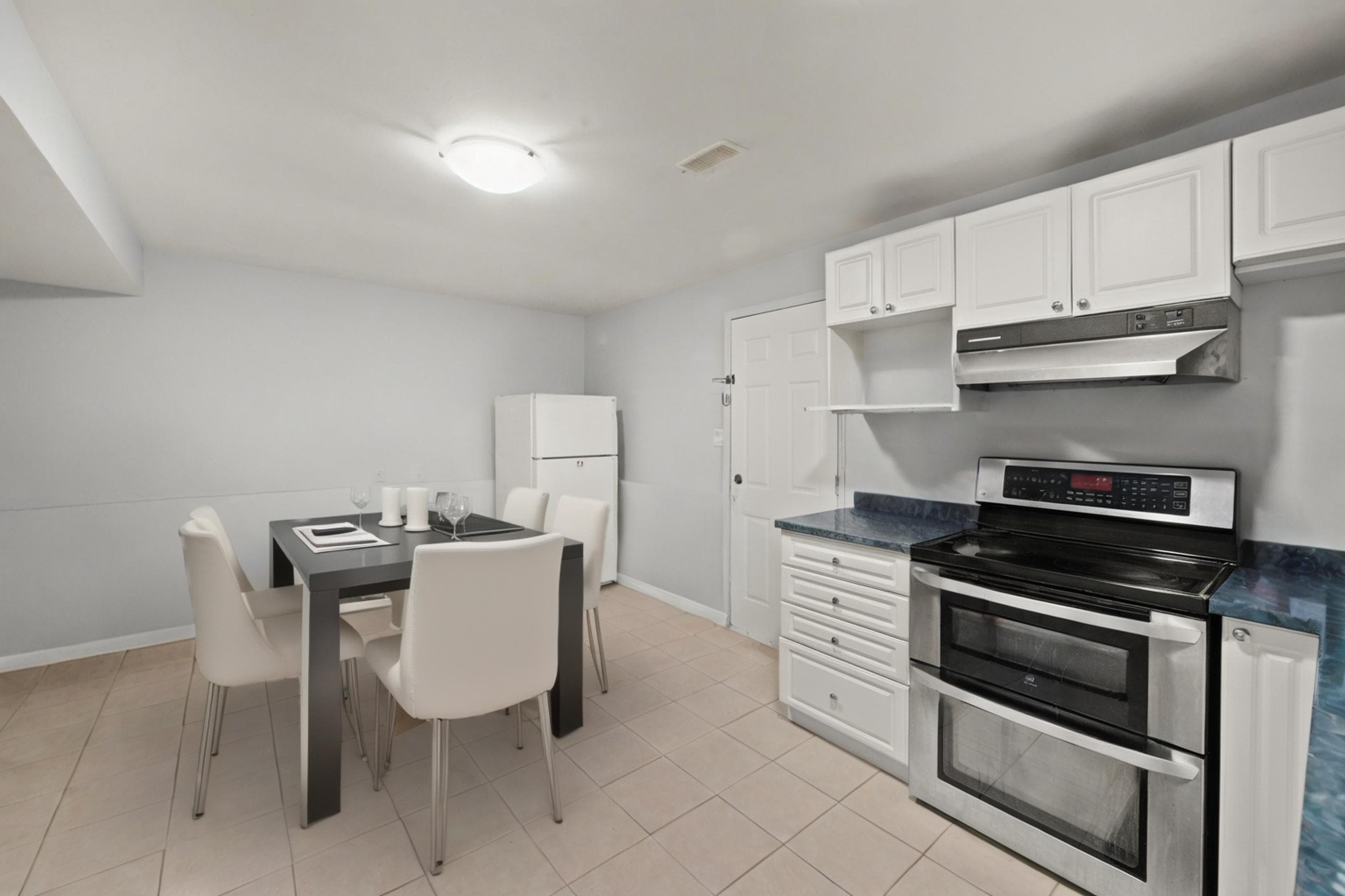 3949 Sefton Street, Port Coquitlam, V3B 3S2 — photo 3