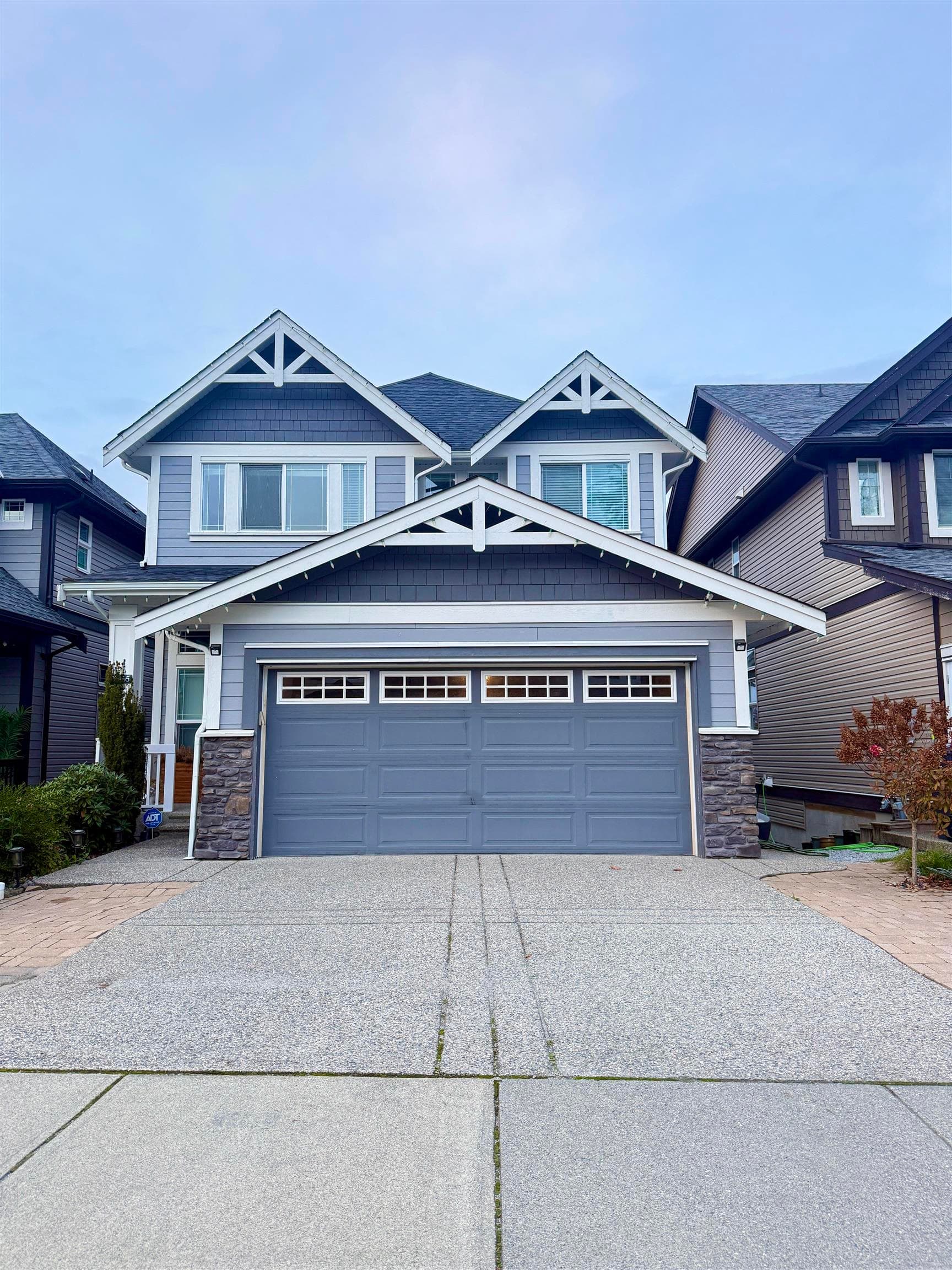 20455 83a Avenue, Langley, V2Y 0S2 — photo 1
