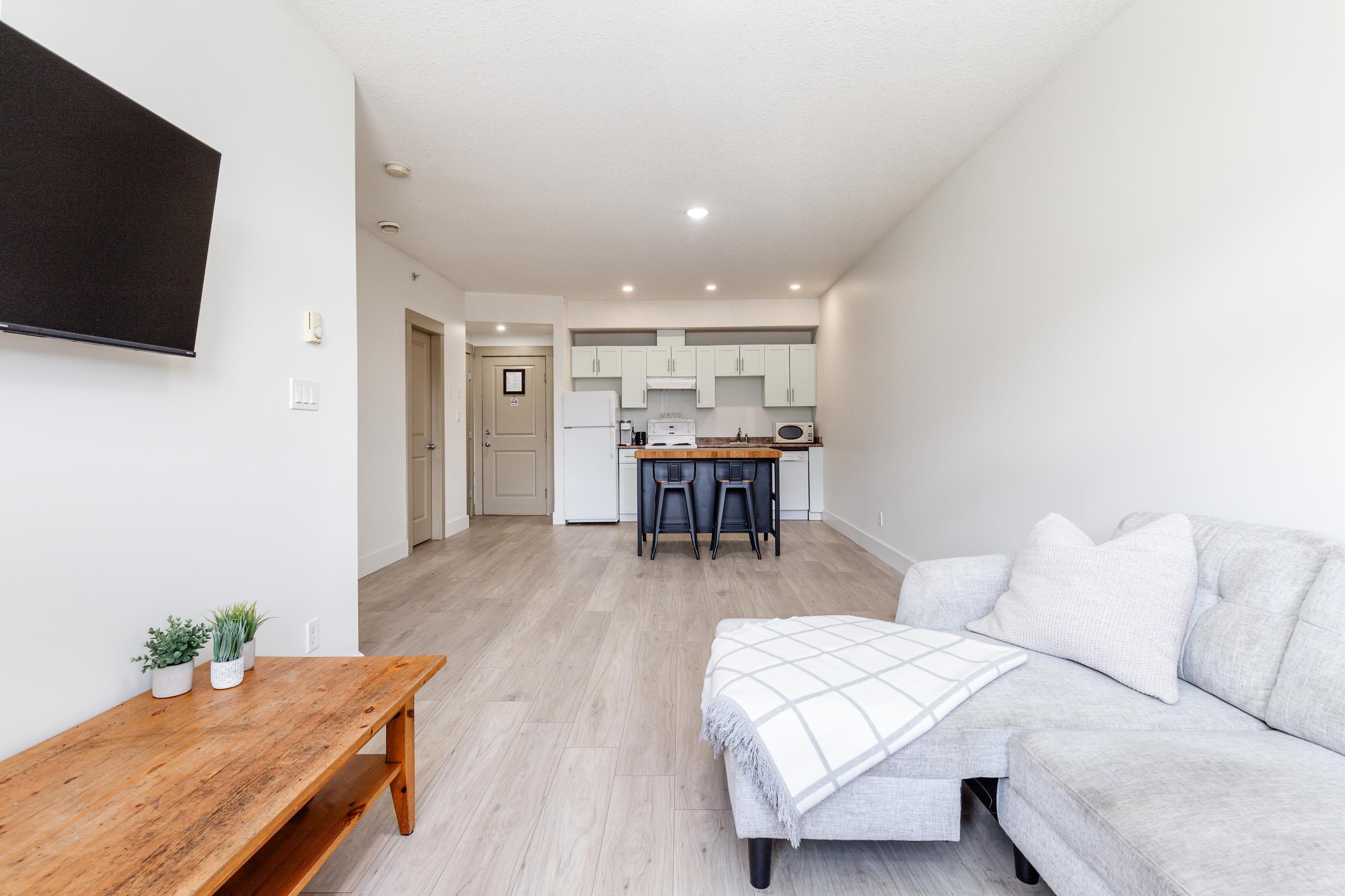 309 - 7330 Arbutus Street, Pemberton, V0N 2L1 — photo 2