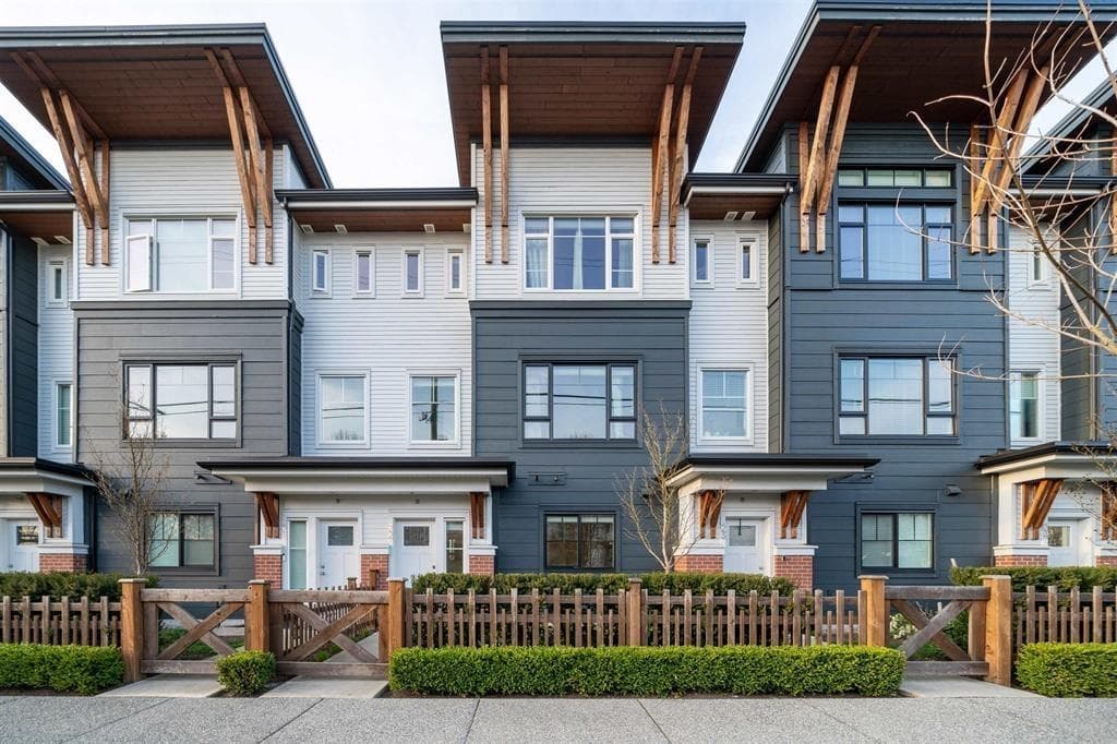 21 - 22128 48a Avenue, Langley, V3A 0L6 — photo 1