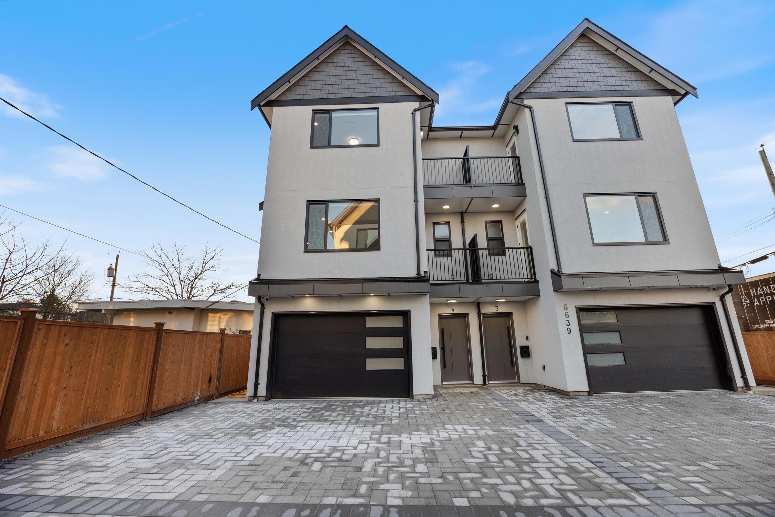 4 - 6639 Acacia Avenue, Burnaby, V5E 3J8 — photo 2