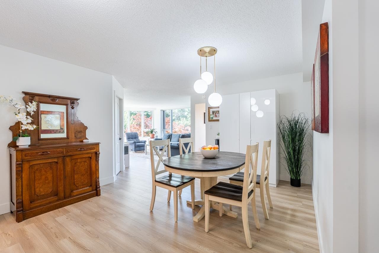 201 - 3150 Gladwin Road, Abbotsford, V2T 5S9 — photo 3