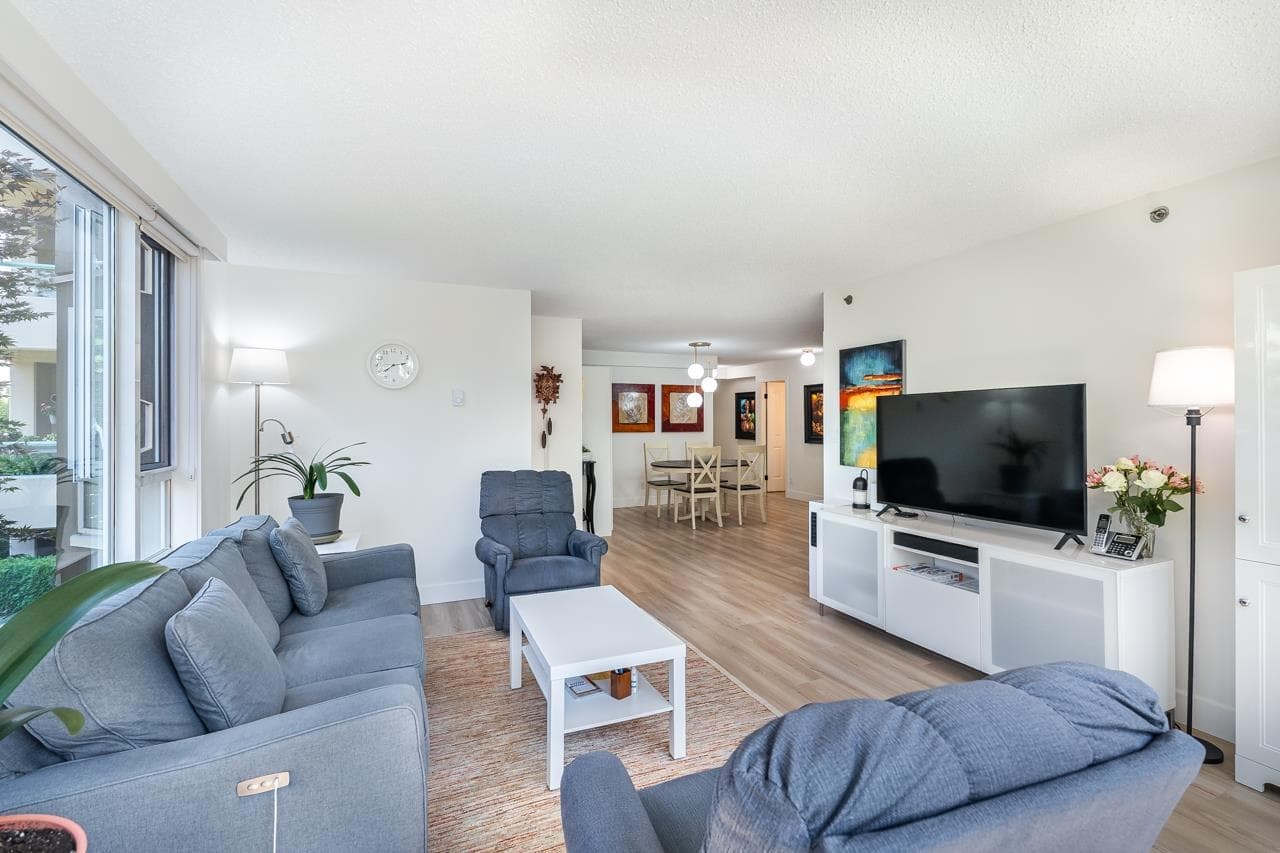 201 - 3150 Gladwin Road, Abbotsford, V2T 5S9 — photo 5