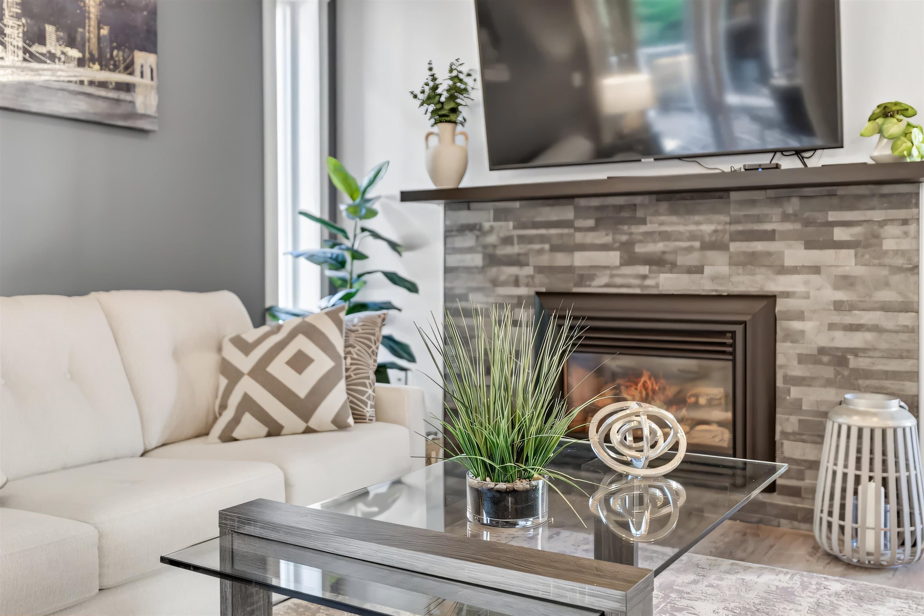 105 - 15717 Marine Drive, White Rock, V4B 1E4 — photo 2