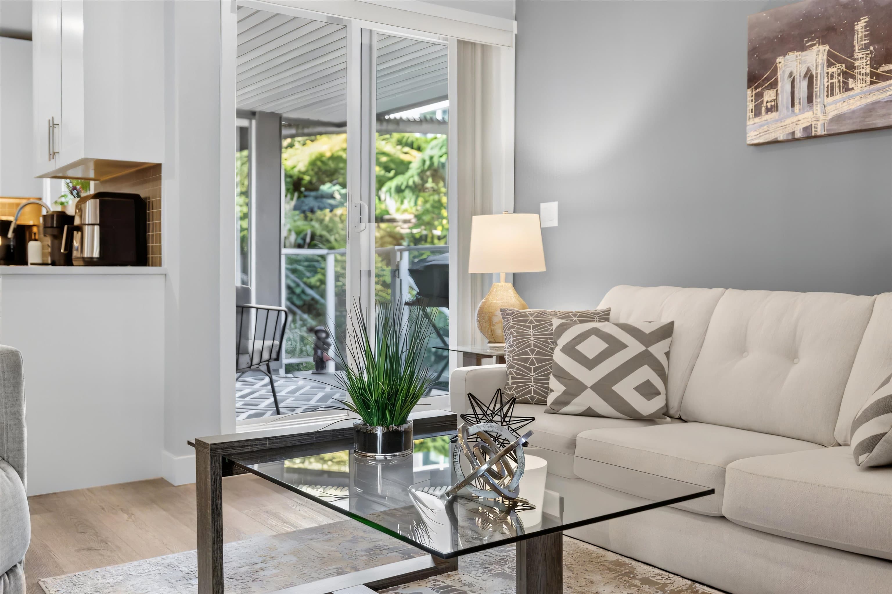 105 - 15717 Marine Drive, White Rock, V4B 1E4 — photo 3
