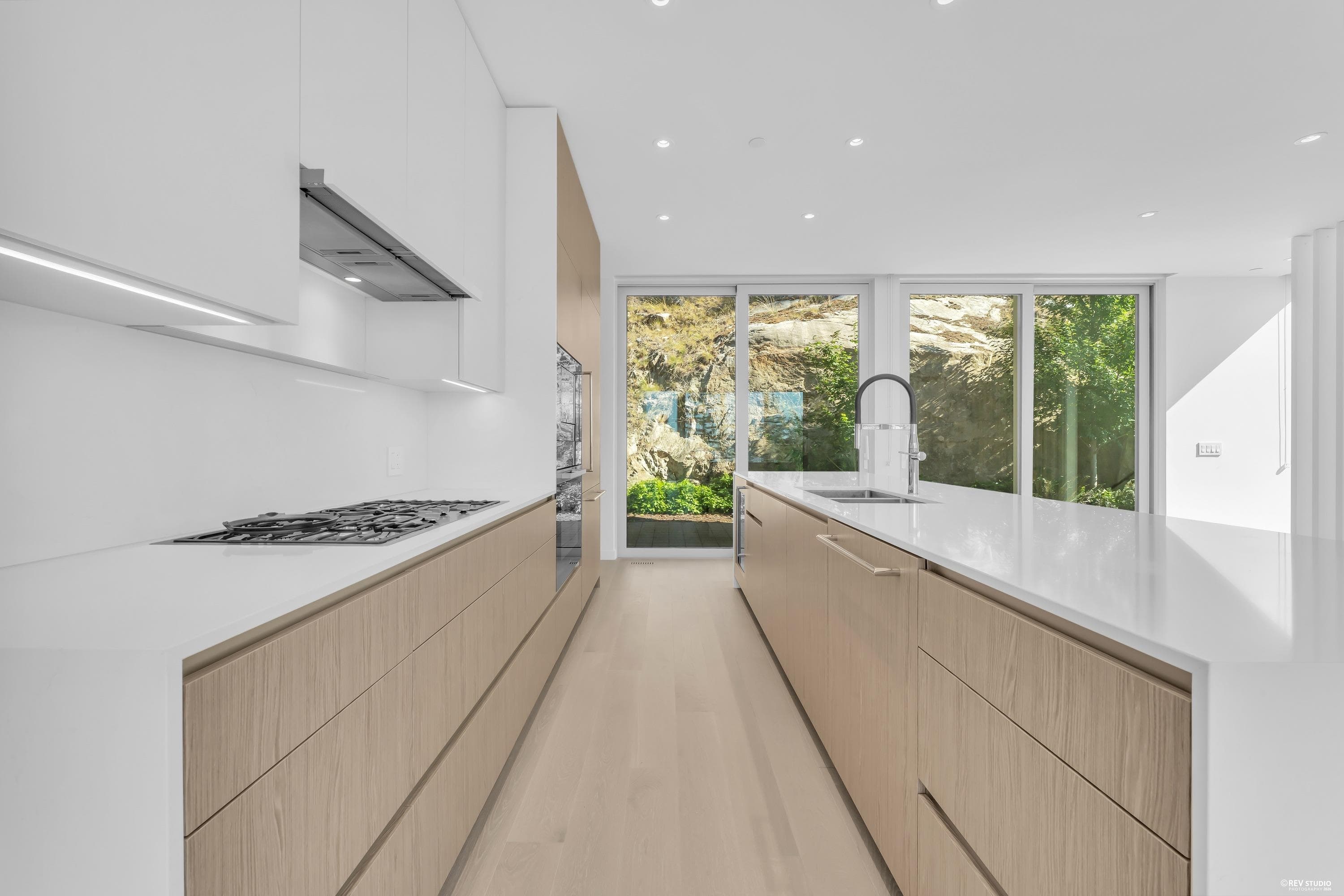 3317 Chippendale Road, West Vancouver, V7S 0B7 — photo 5