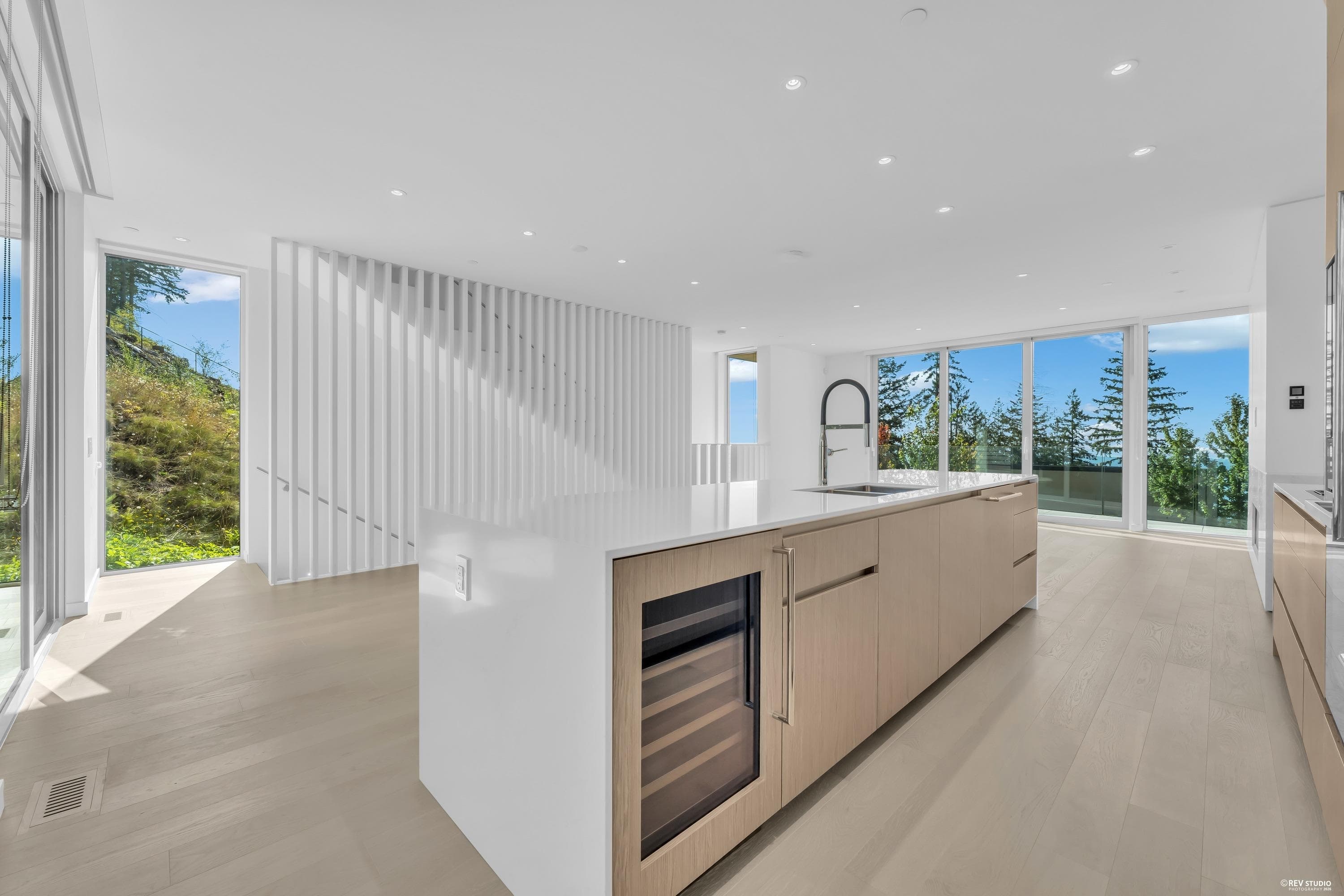 3317 Chippendale Road, West Vancouver, V7S 0B7 — photo 3