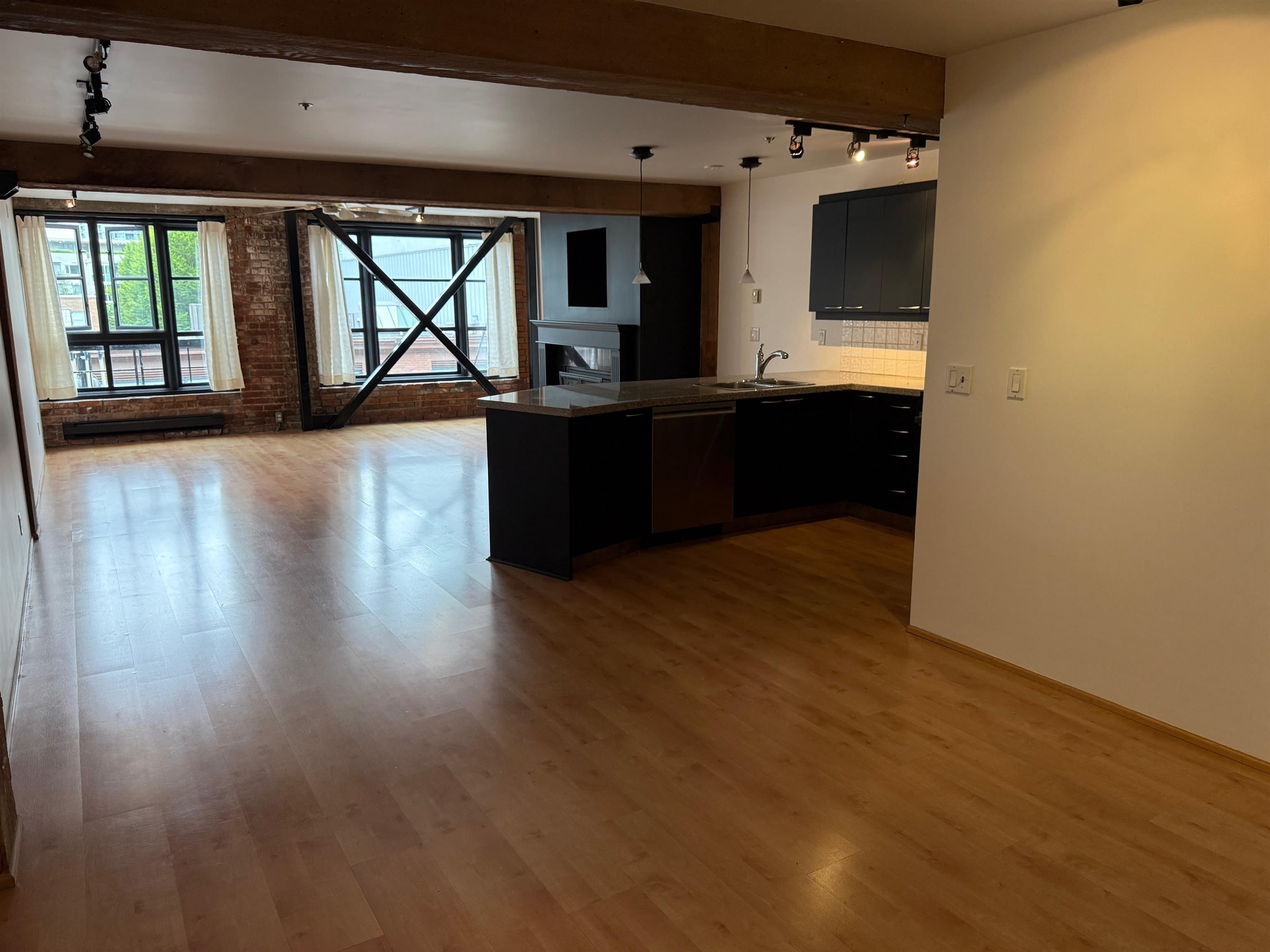 306 - 1066 Hamilton Street, Vancouver, V6B 2R9 — photo 3