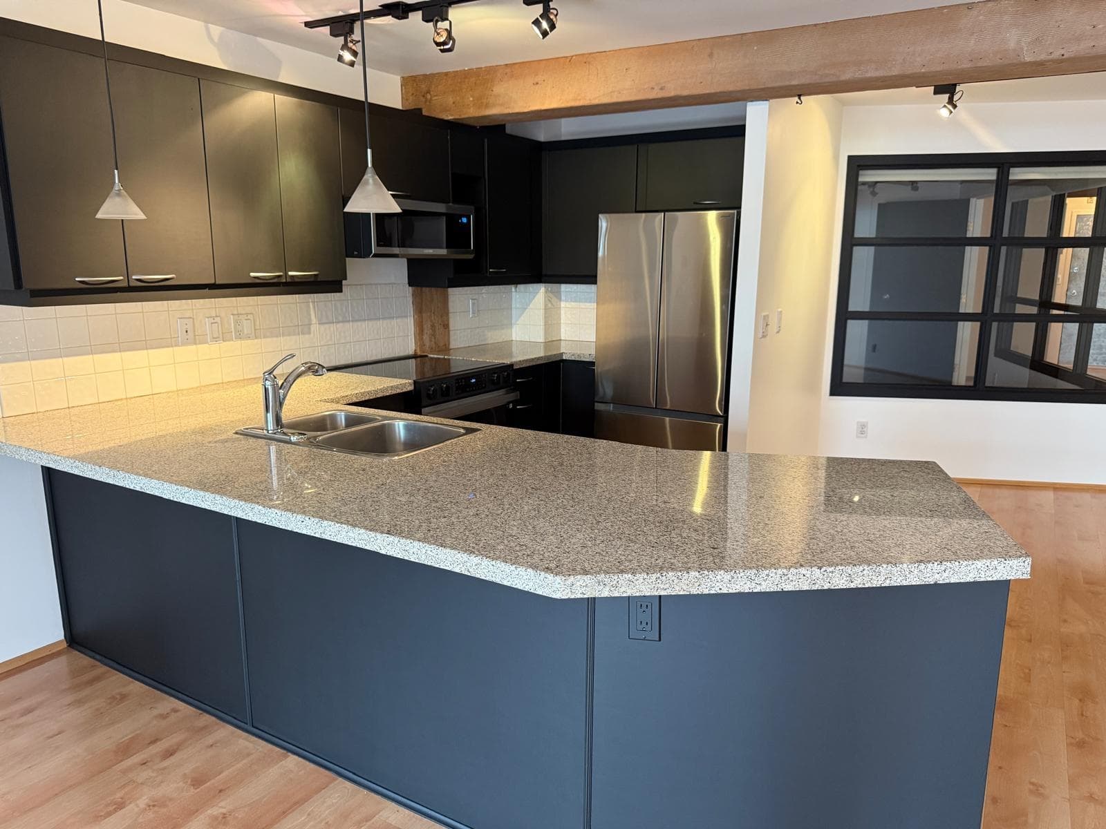 306 - 1066 Hamilton Street, Vancouver, V6B 2R9 — photo 5