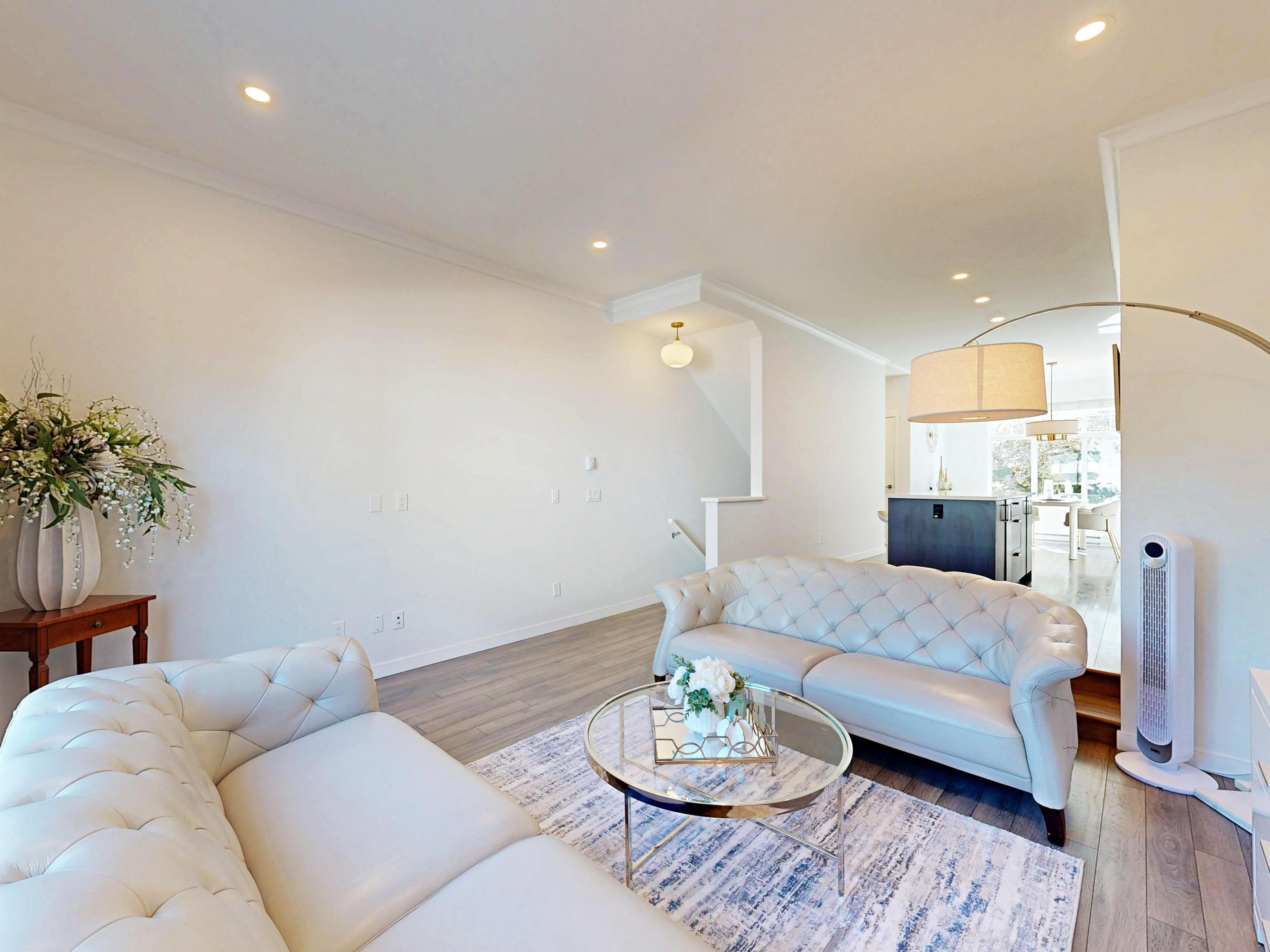 130 - 15230 Guildford Drive, Surrey, V3R 0C8 — photo 2