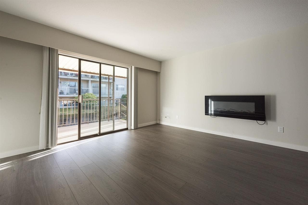 73 - 32718 Garibaldi Drive, Abbotsford, V2T 5T6 — photo 2