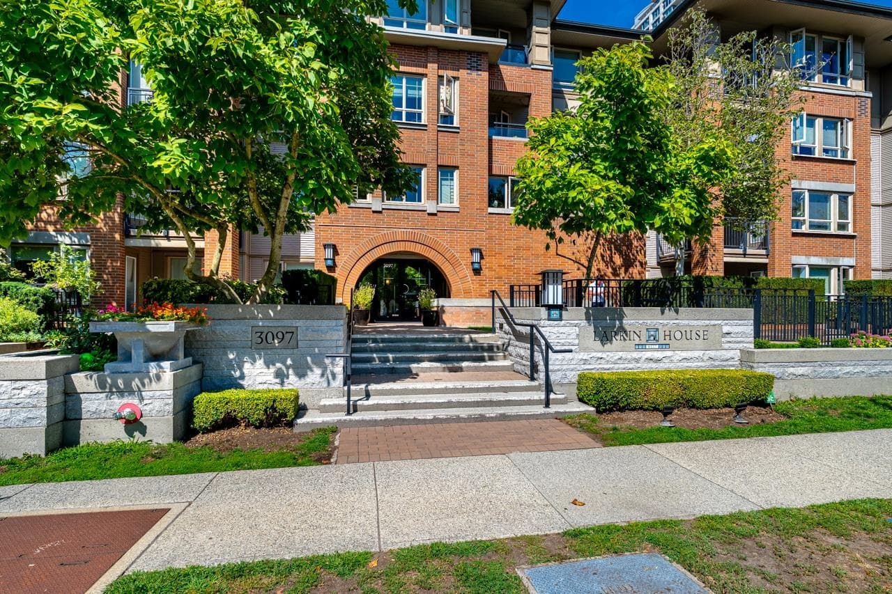 102 - 3097 Lincoln Avenue, Coquitlam, V3B 0E3 — photo 1