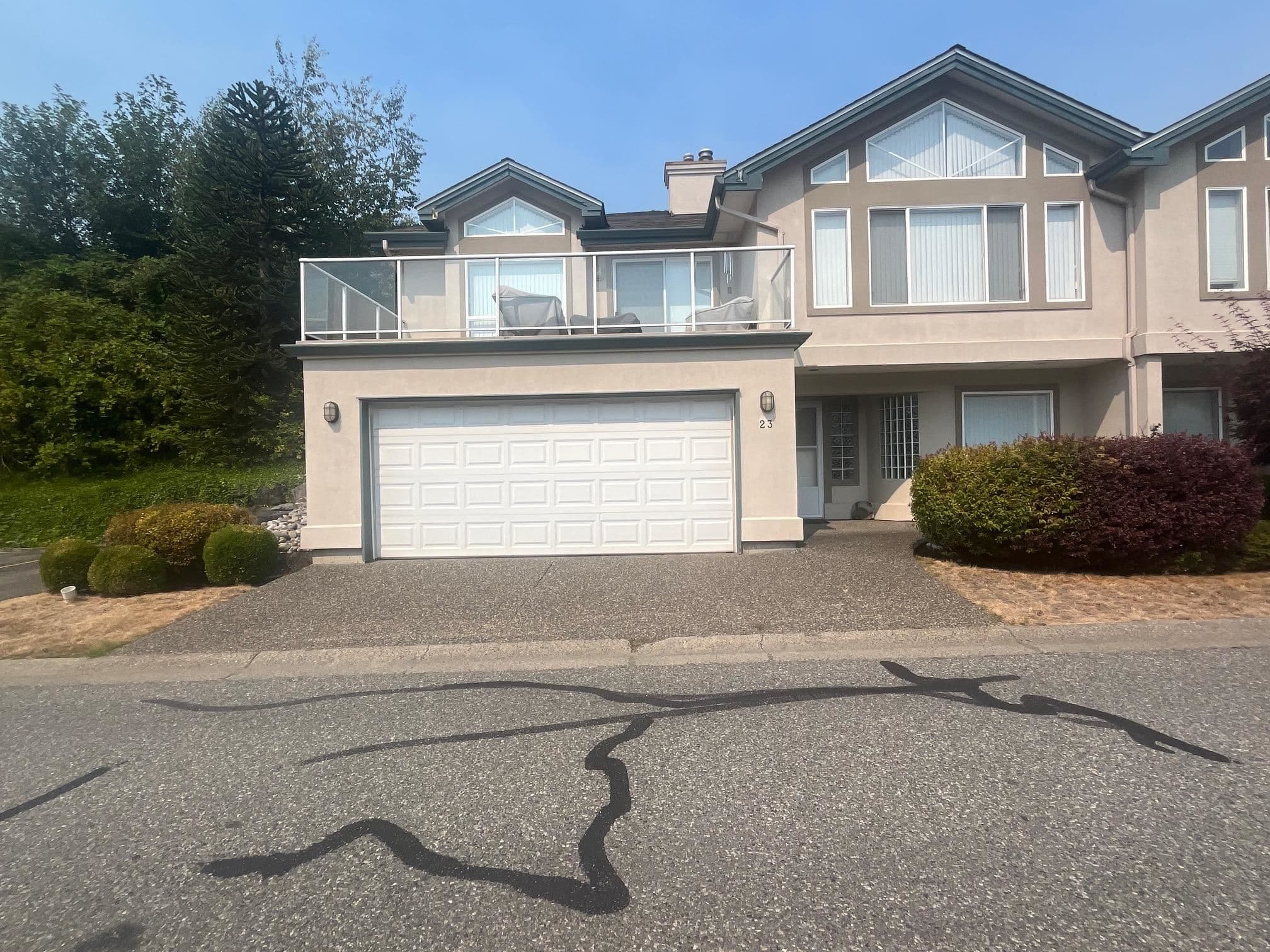 23 - 8590 Sunrise Drive, Chilliwack, V2R 3Z4 — photo 1