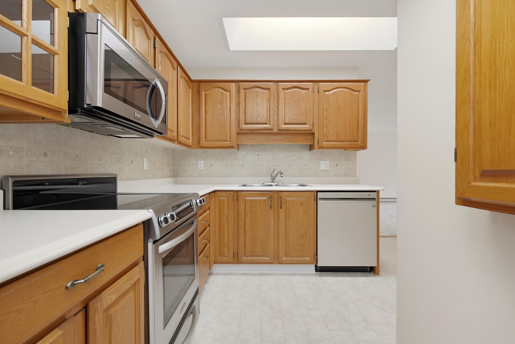 310 - 8985 Mary Street, Chilliwack, V2P 4J4 — photo 3