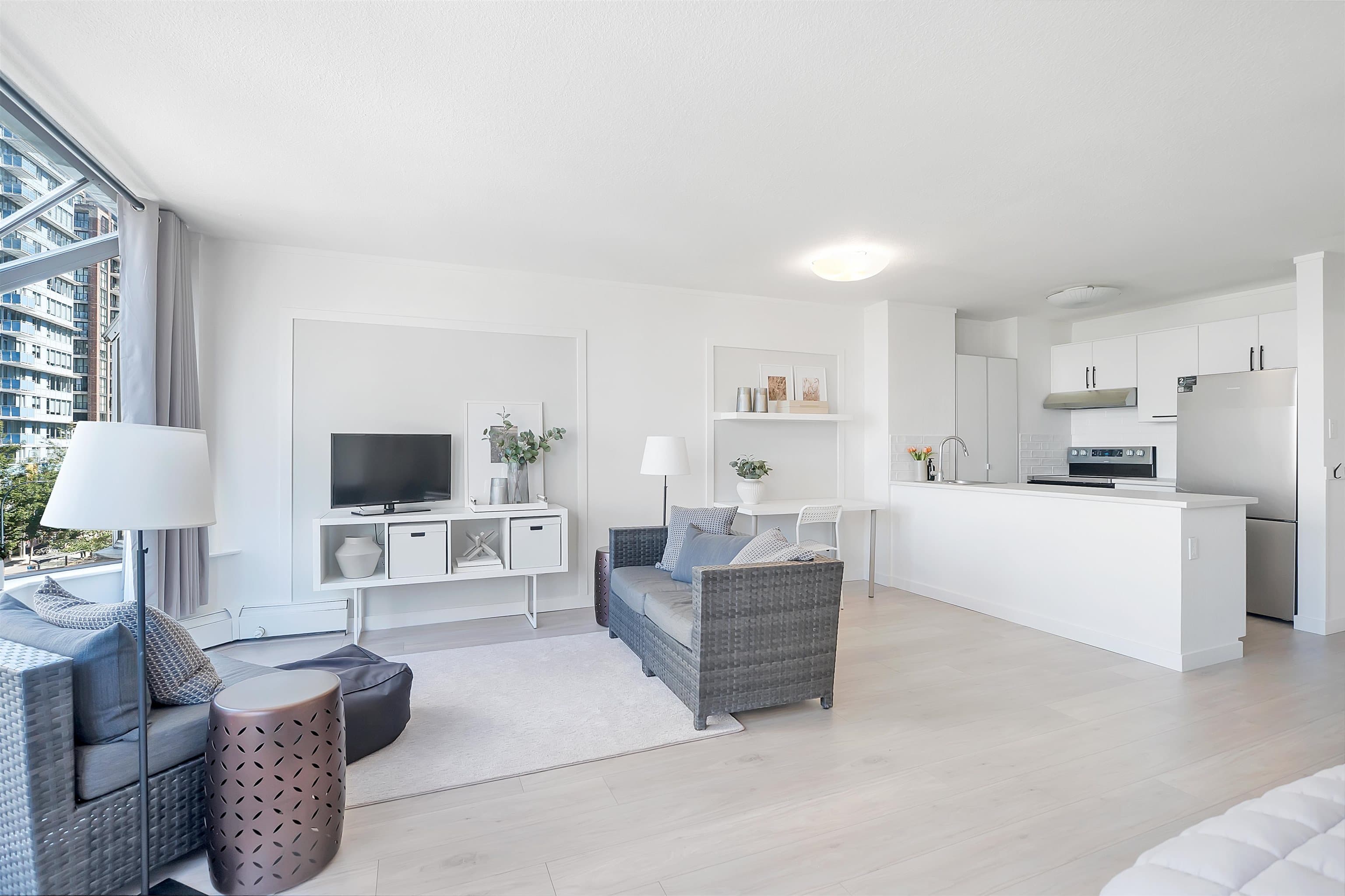 611 - 1330 Burrard Street, Vancouver, V6Z 2B8 — photo 1