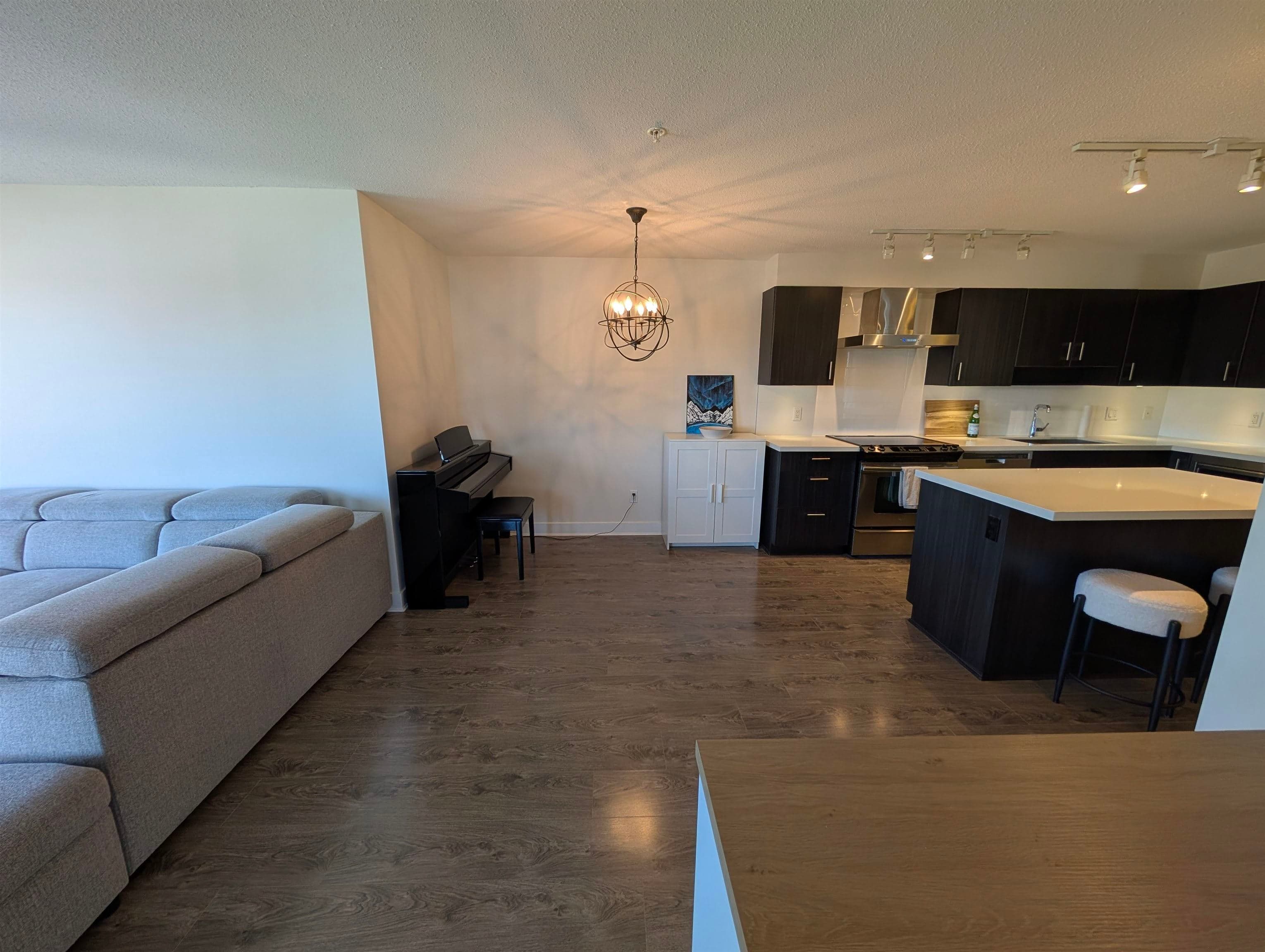 414 - 500 Royal Avenue, New Westminster, V3L 0G5 — photo 5
