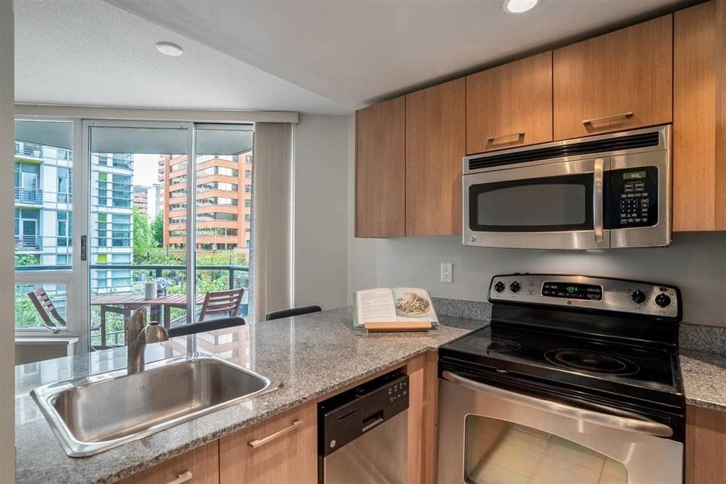 404 - 1212 Howe Street, Vancouver, V6Z 2M9 — photo 5