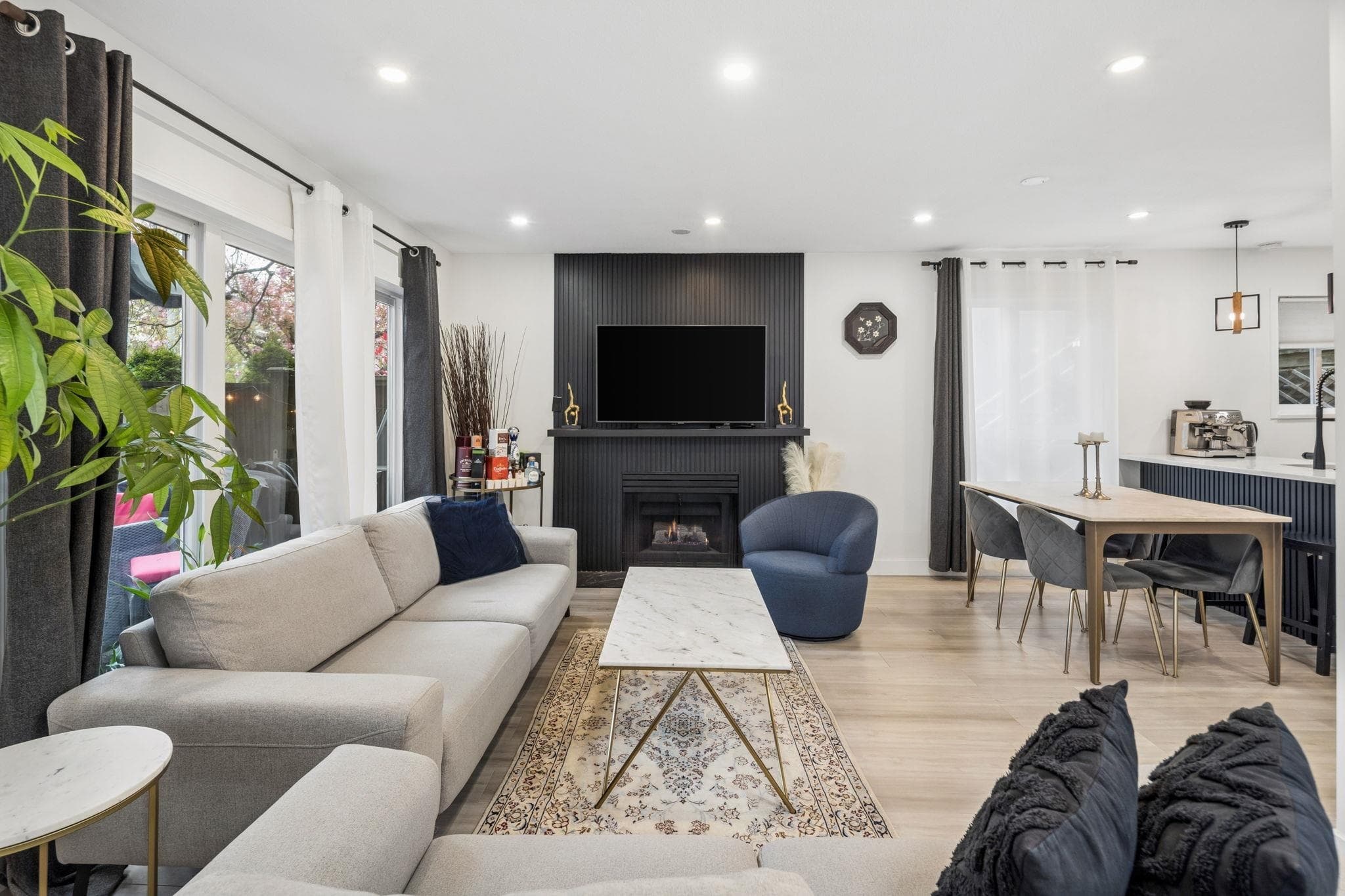 7 - 848 W 16th Street, North Vancouver, V7P 1R3 — photo 1