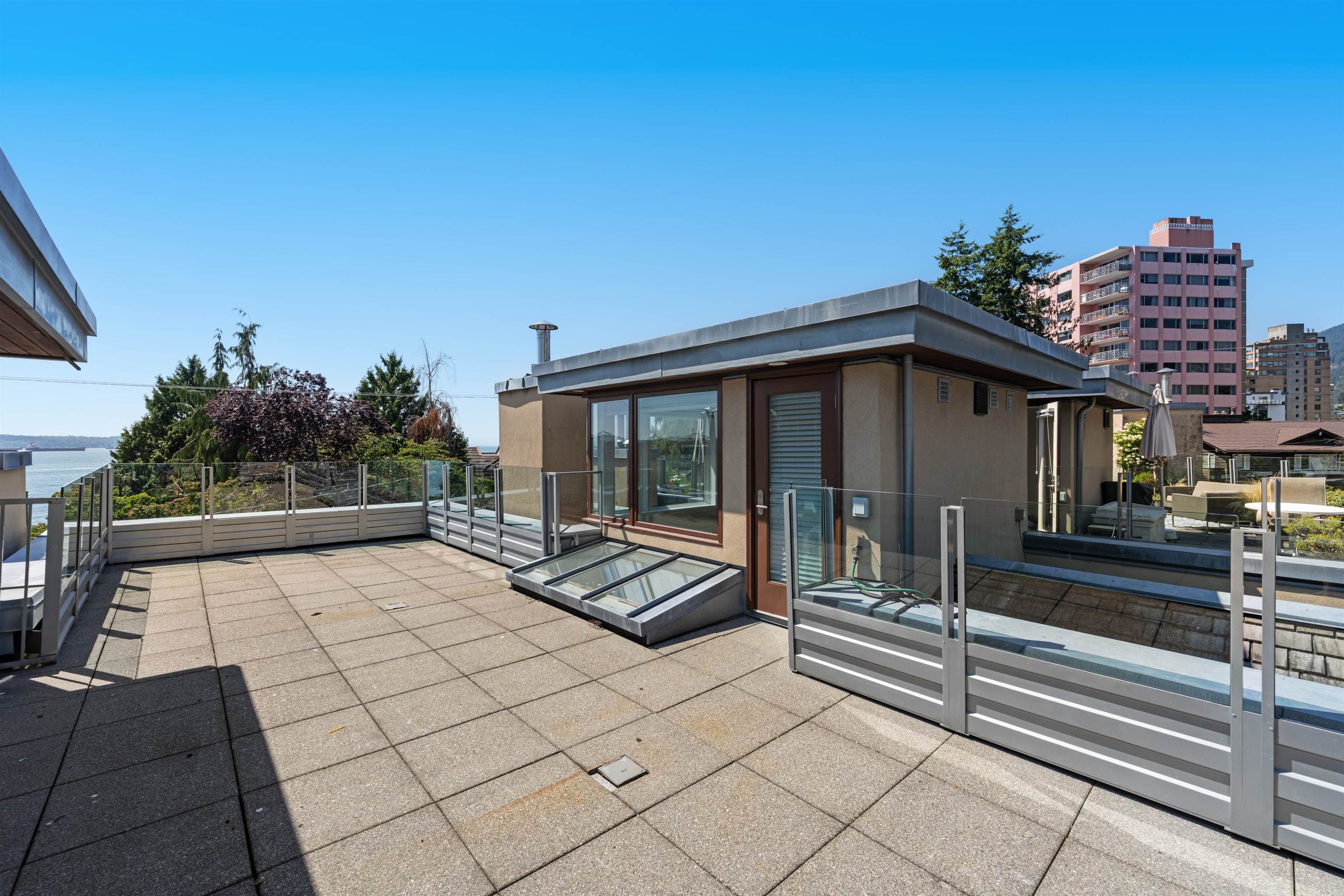 2189 Argyle Avenue, West Vancouver, V7V 1A5 — photo 5