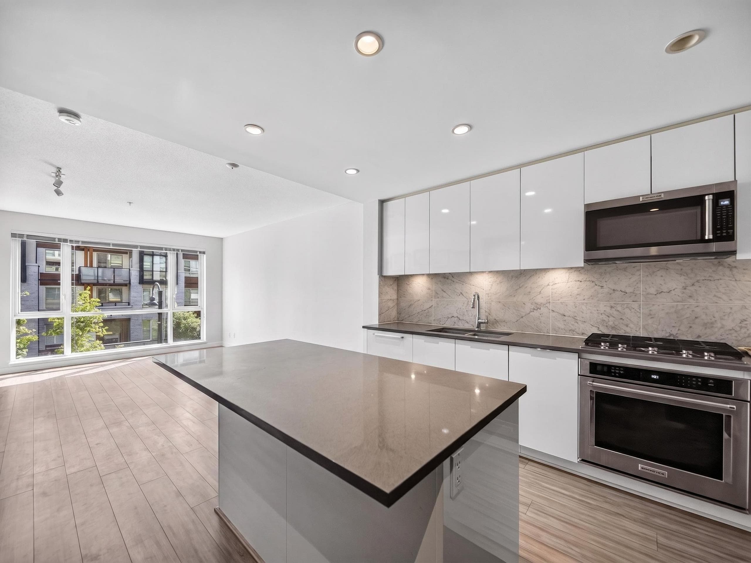 204 - 2651 Library Lane, North Vancouver, V7J 0C1 — photo 4