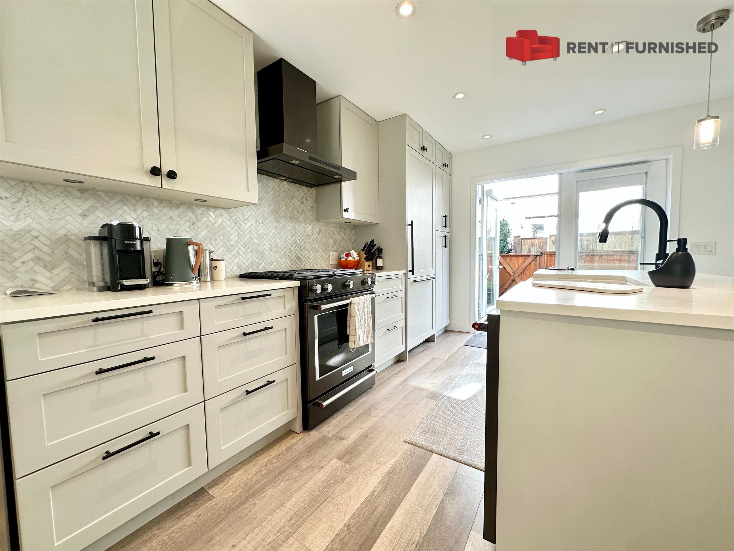 #113 - 515 E 2nd Street, Vancouver, V7L 1E1 — photo 5