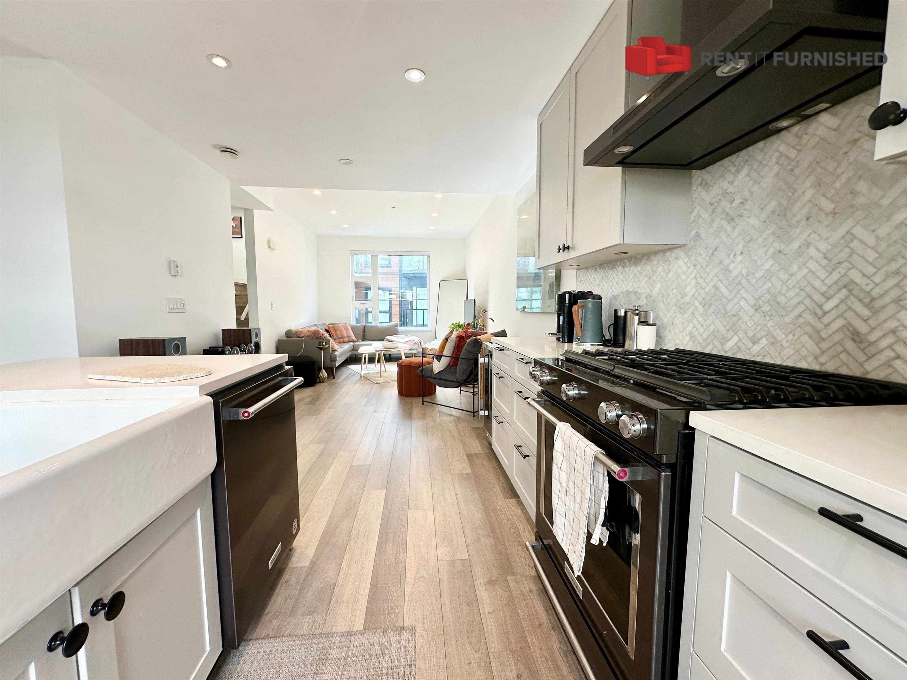 #113 - 515 E 2nd Street, Vancouver, V7L 1E1 — photo 4