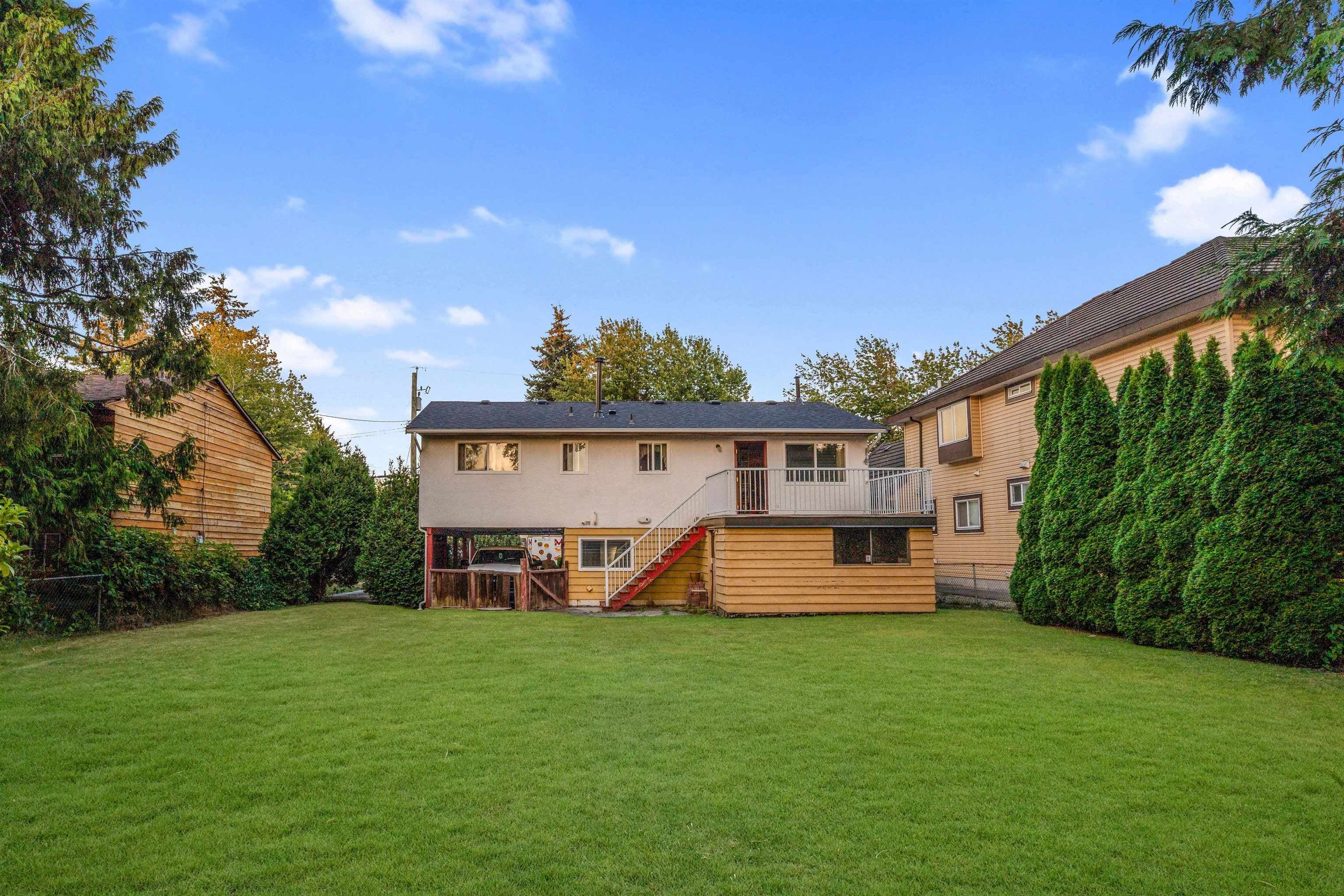 6331 129a Street, Surrey, V3X 1R9 — photo 2