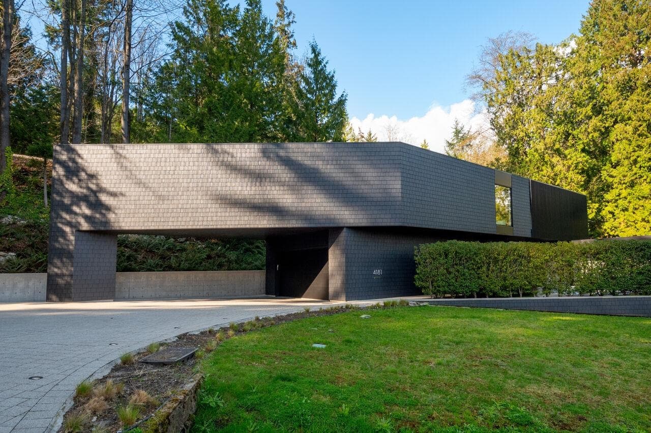 4181 Rose Crescent, West Vancouver, V7V 2N6 — photo 1