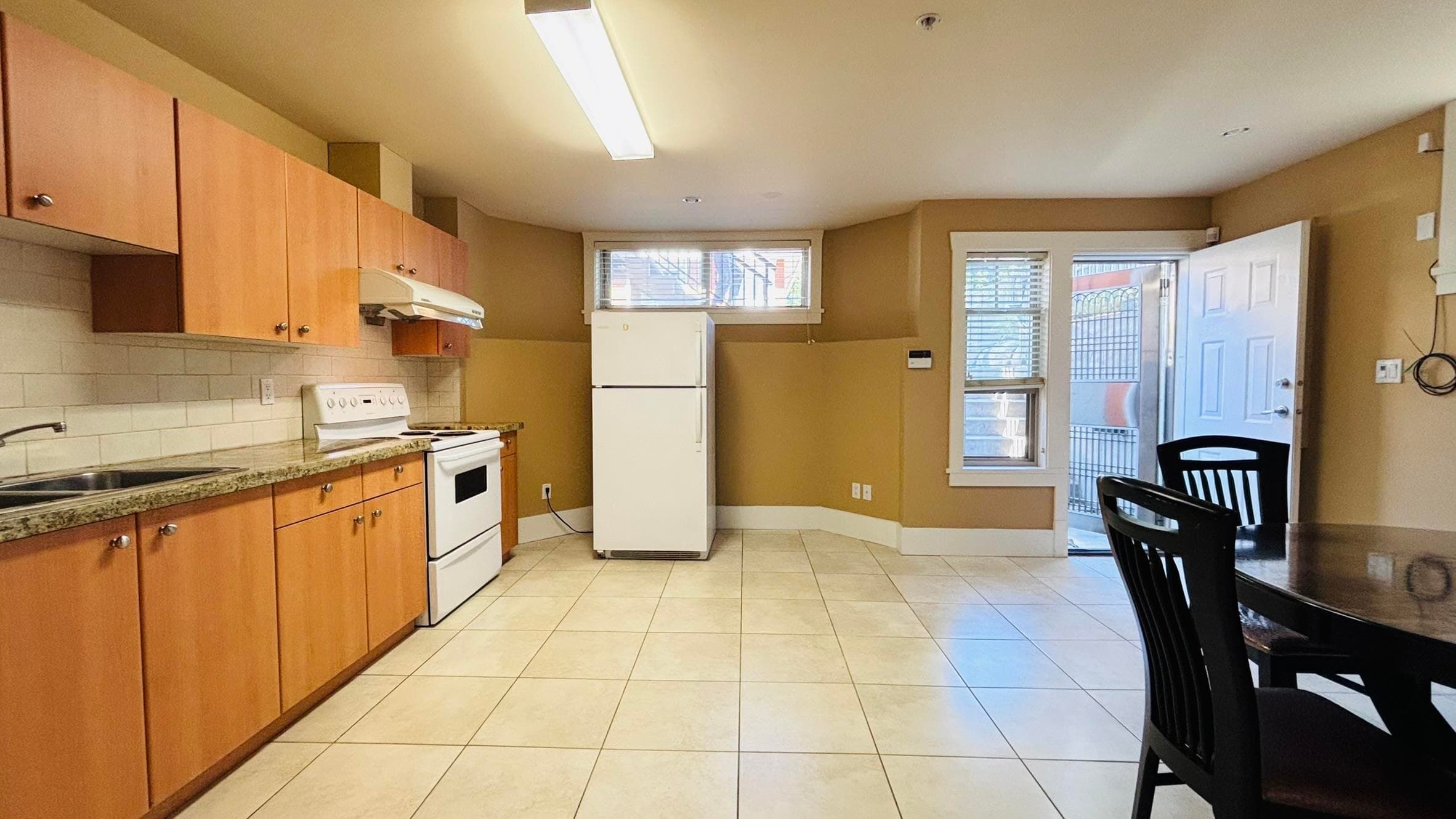 2 - 2139 W 22nd Avenue, Vancouver, V6L 1L4 — photo 3