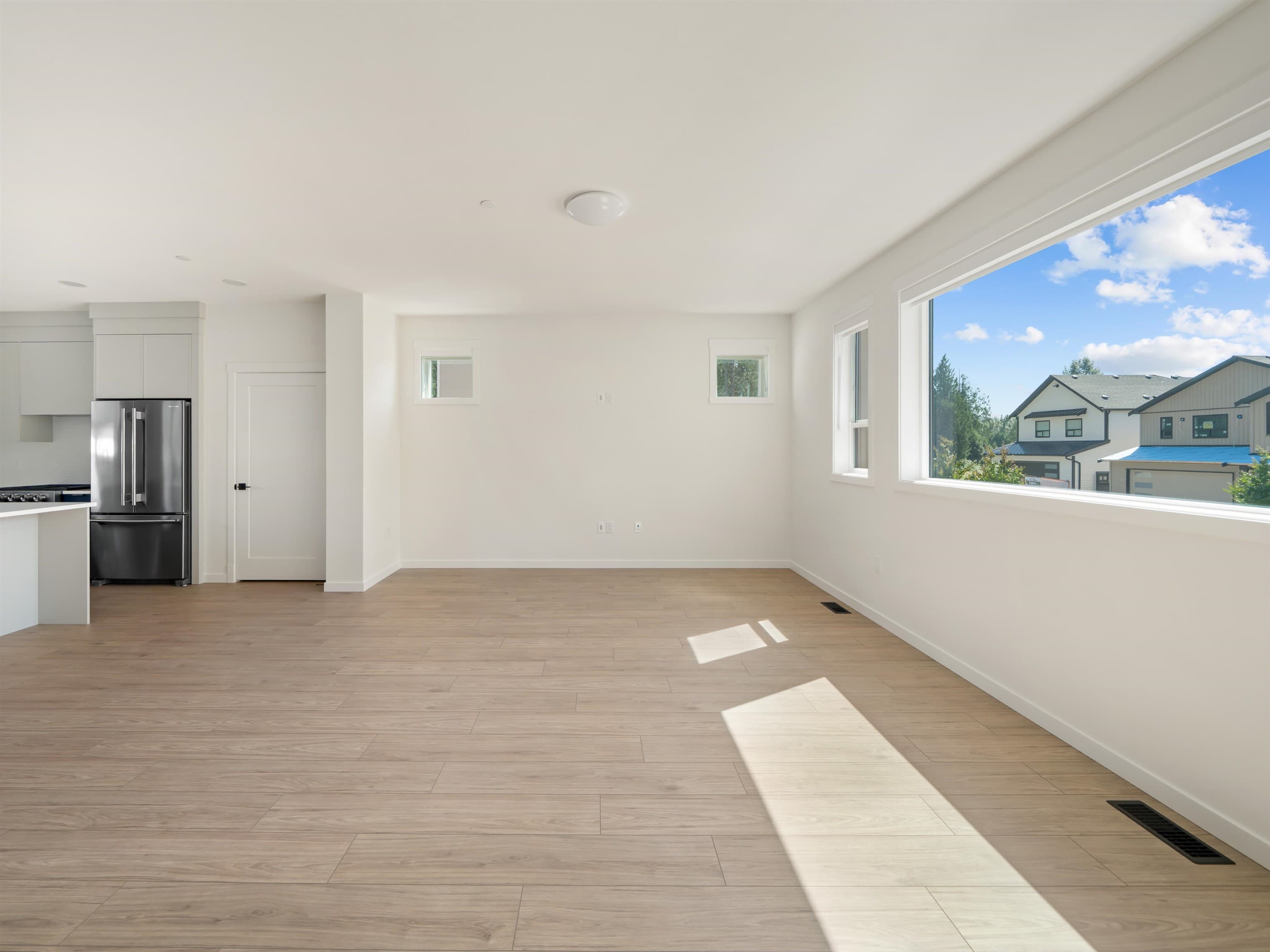 11020 250a Avenue, Maple Ridge, V2W 1Z6 — photo 4