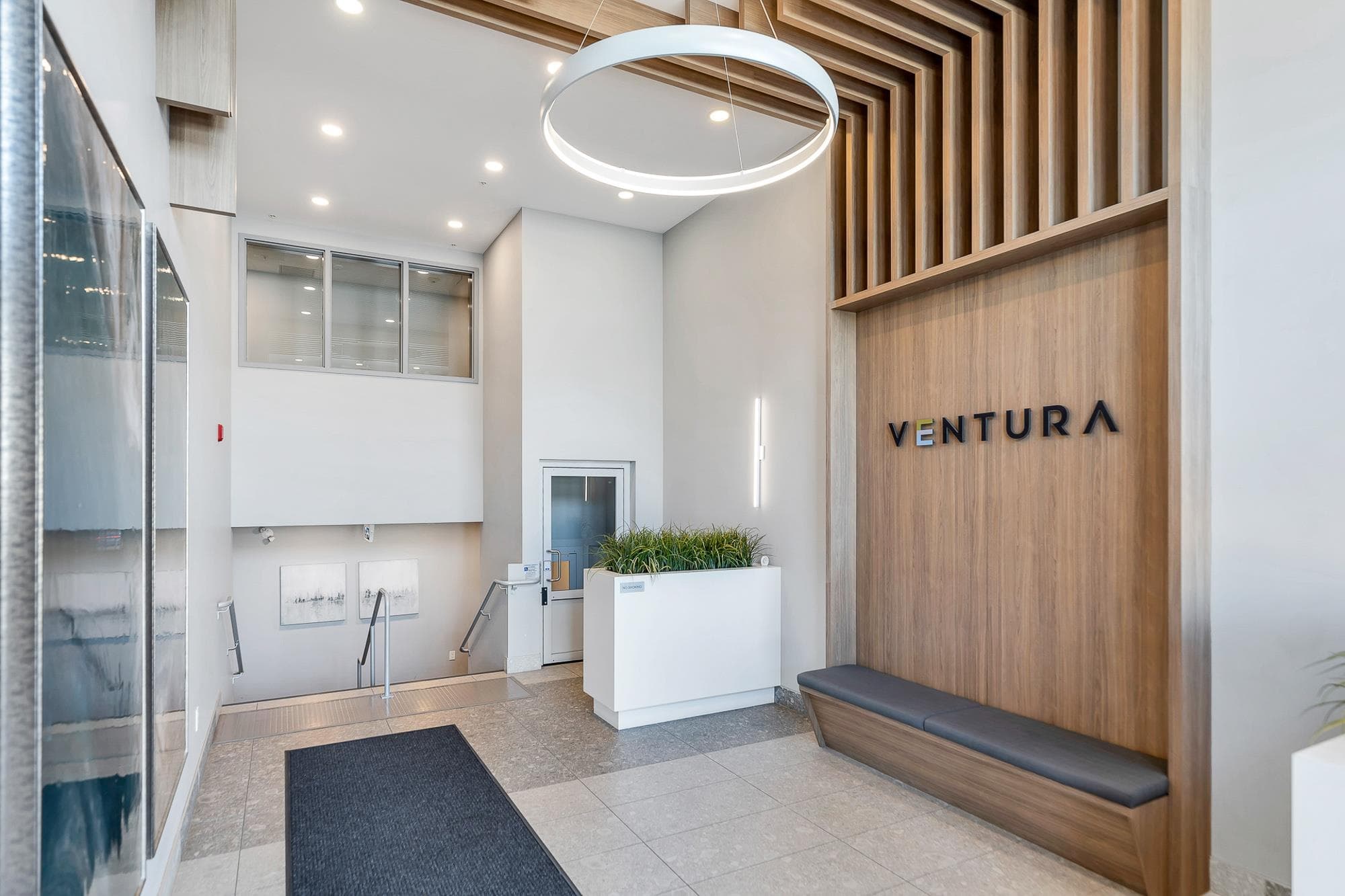 208 - 32838 Ventura Avenue, Abbotsford, V2S 6J3 — photo 3