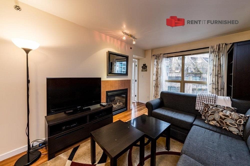 819 Hamilton Street, Vancouver, V6B 6M2 — photo 3