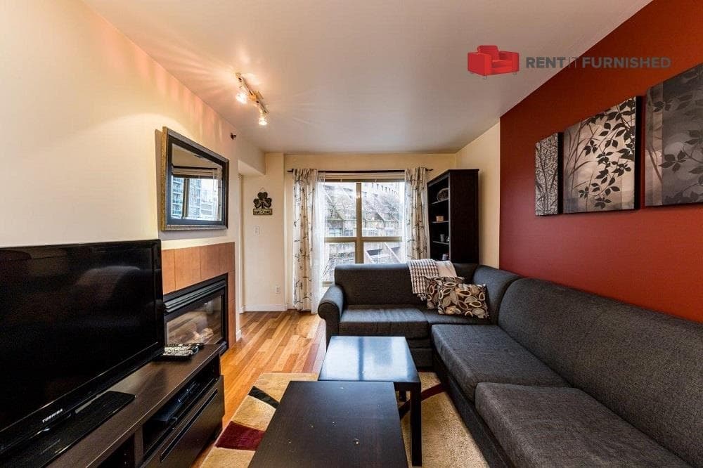 819 Hamilton Street, Vancouver, V6B 6M2 — photo 4