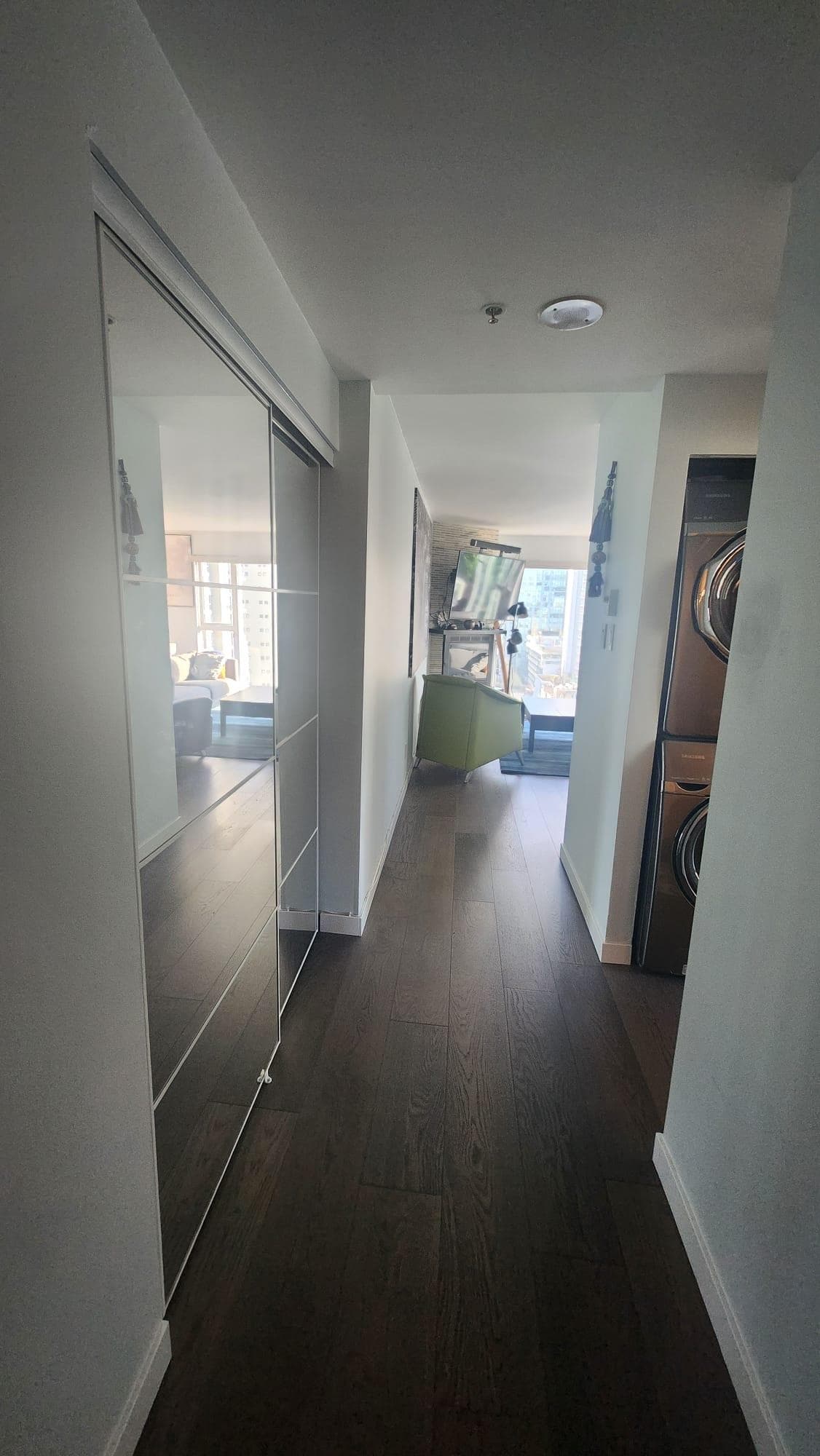 1503 - 1155 Homer Street, Vancouver, V6B 5T5 — photo 4