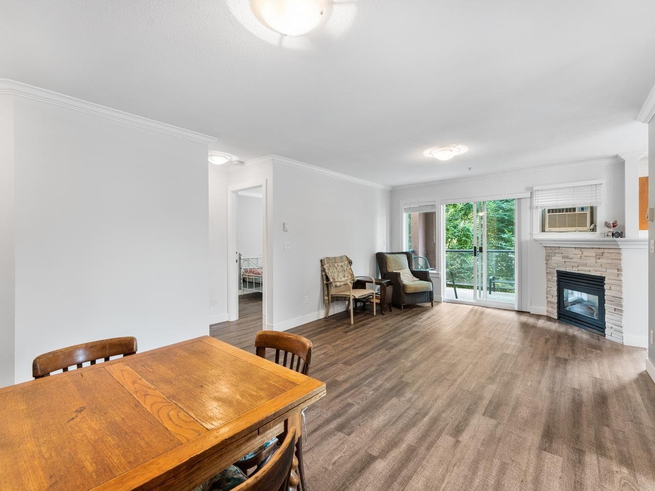 303 - 20239 Michaud Crescent, Langley, V3A 8L1 — photo 2