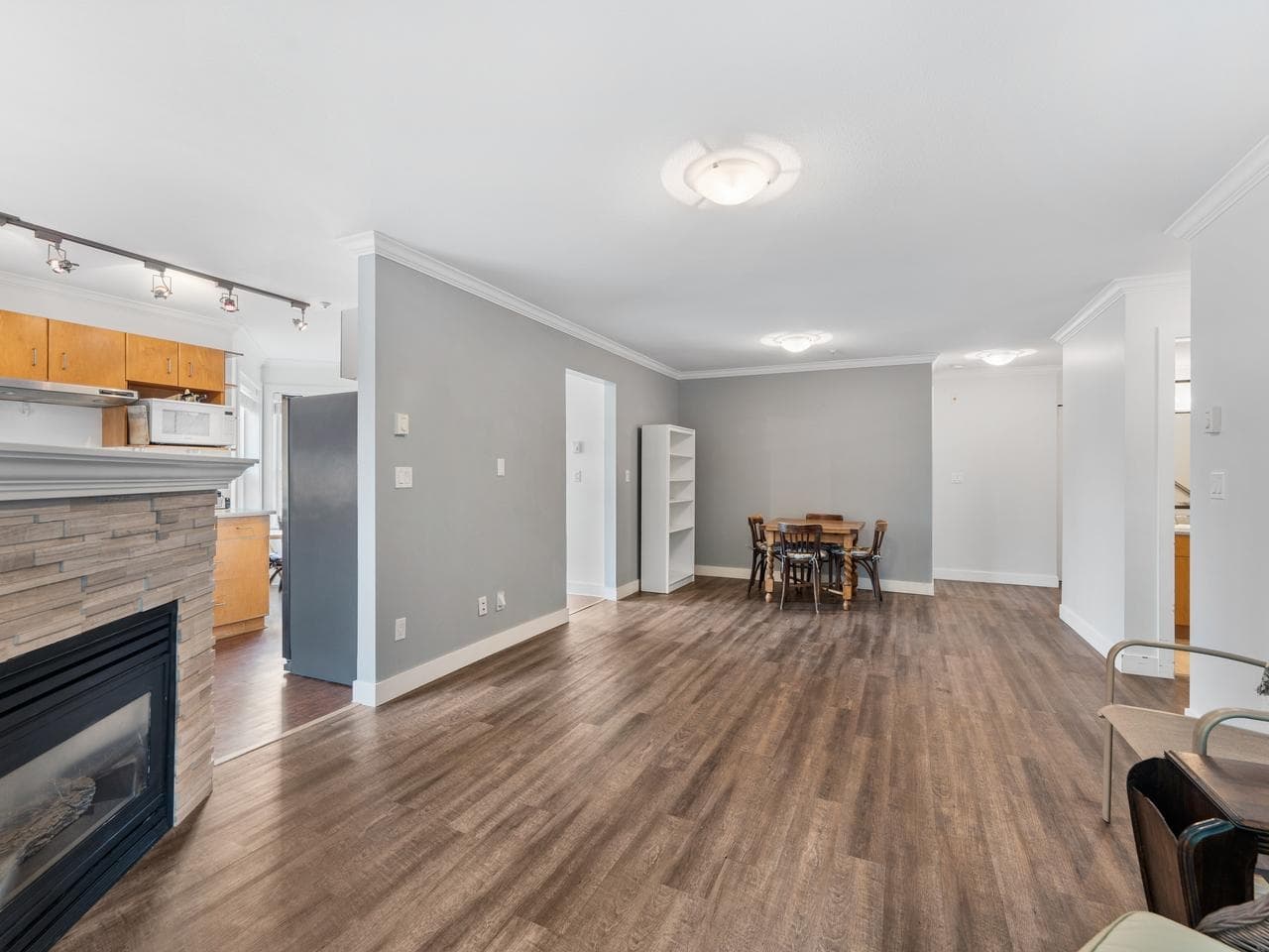 303 - 20239 Michaud Crescent, Langley, V3A 8L1 — photo 4