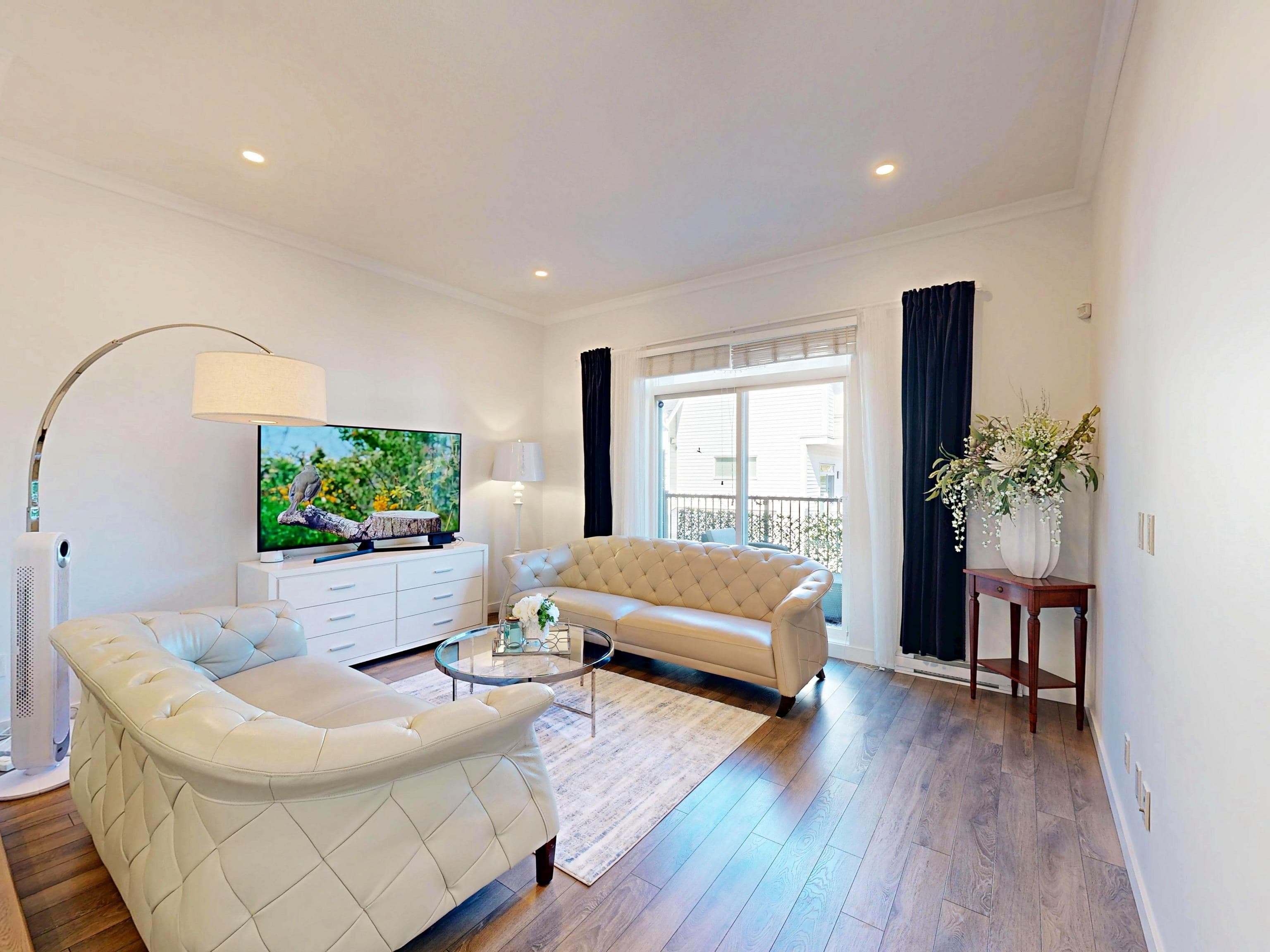 130 - 15230 Guildford Drive, Surrey, V3R 0C8 — photo 2