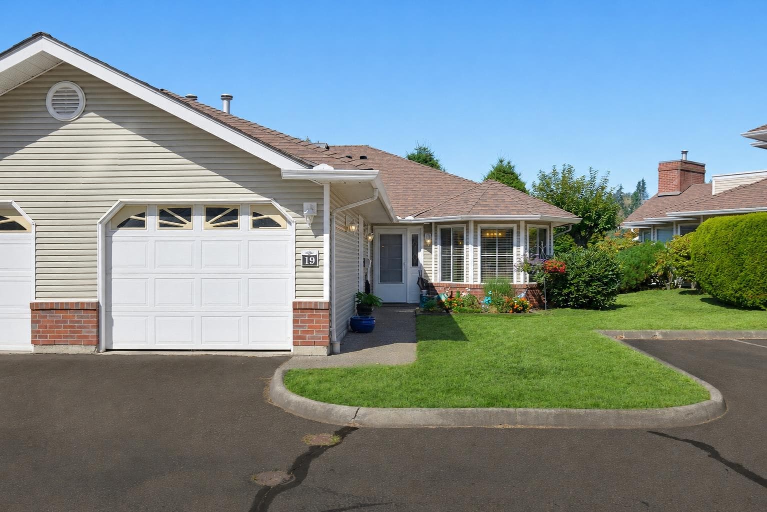 19 - 1973 Winfield Drive, Abbotsford, V3G 1K6 — photo 1