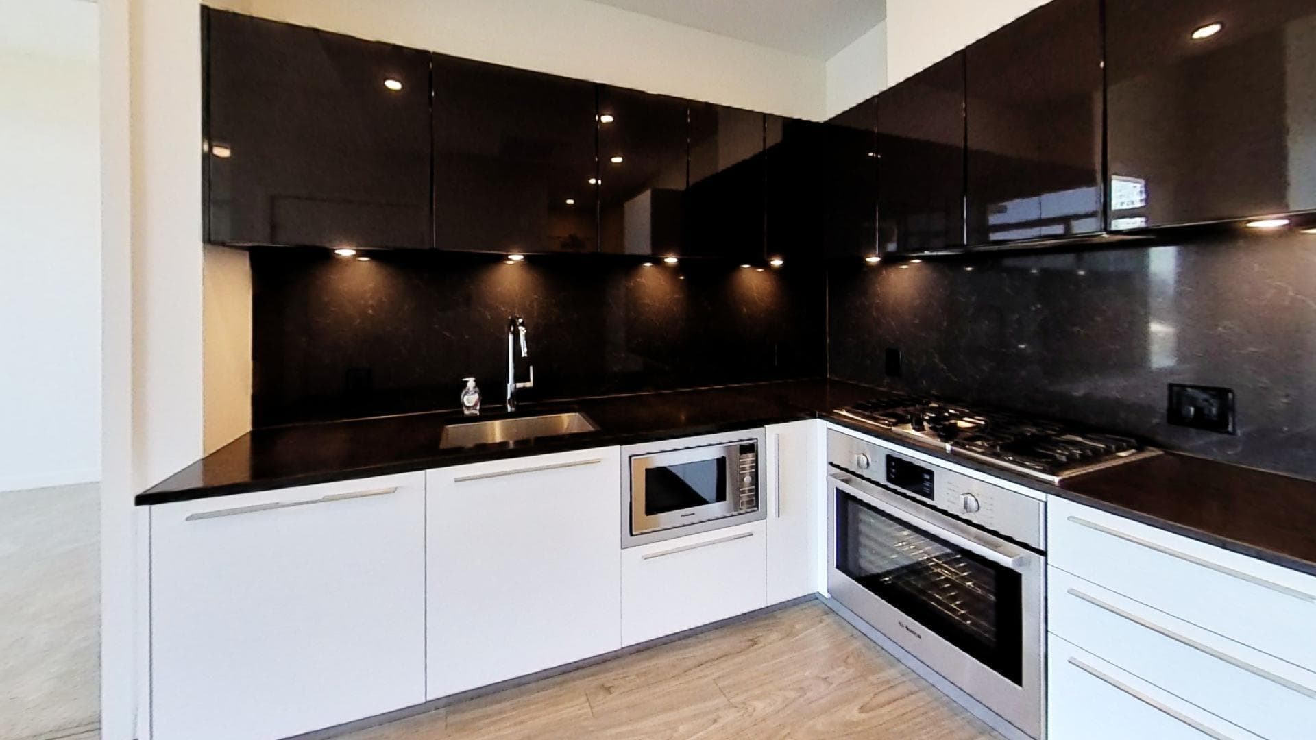 13XX - 6383 Mckay Avenue, Burnaby