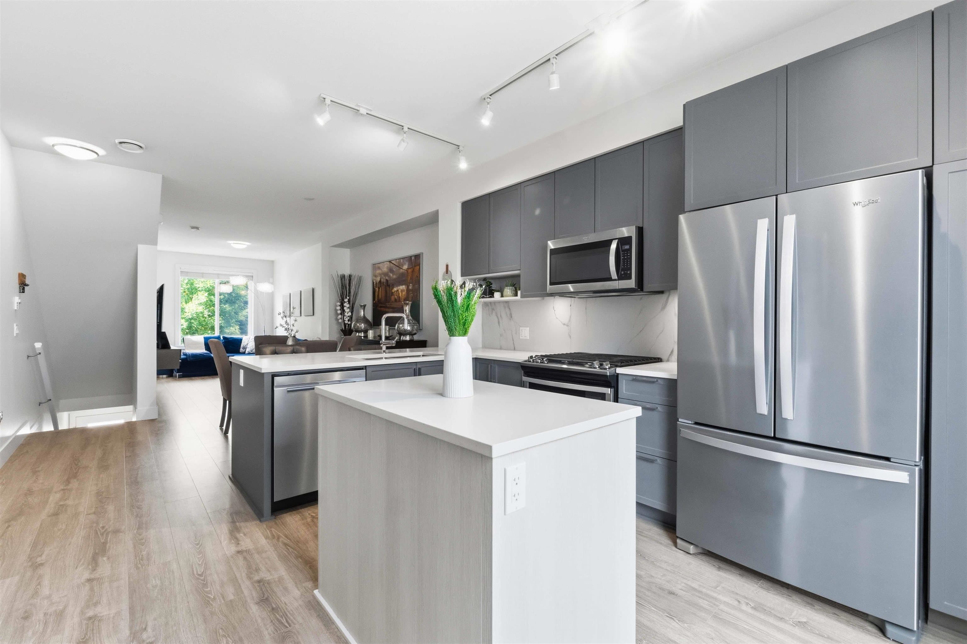 67 - 9718 161a Street, Surrey, V4N 6S7 — photo 3