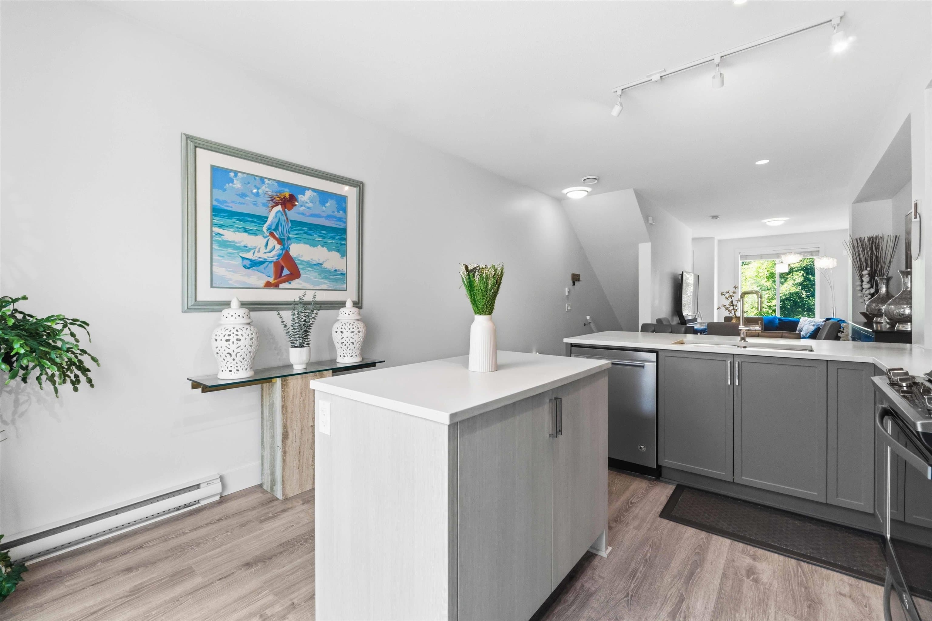 67 - 9718 161a Street, Surrey, V4N 6S7 — photo 5