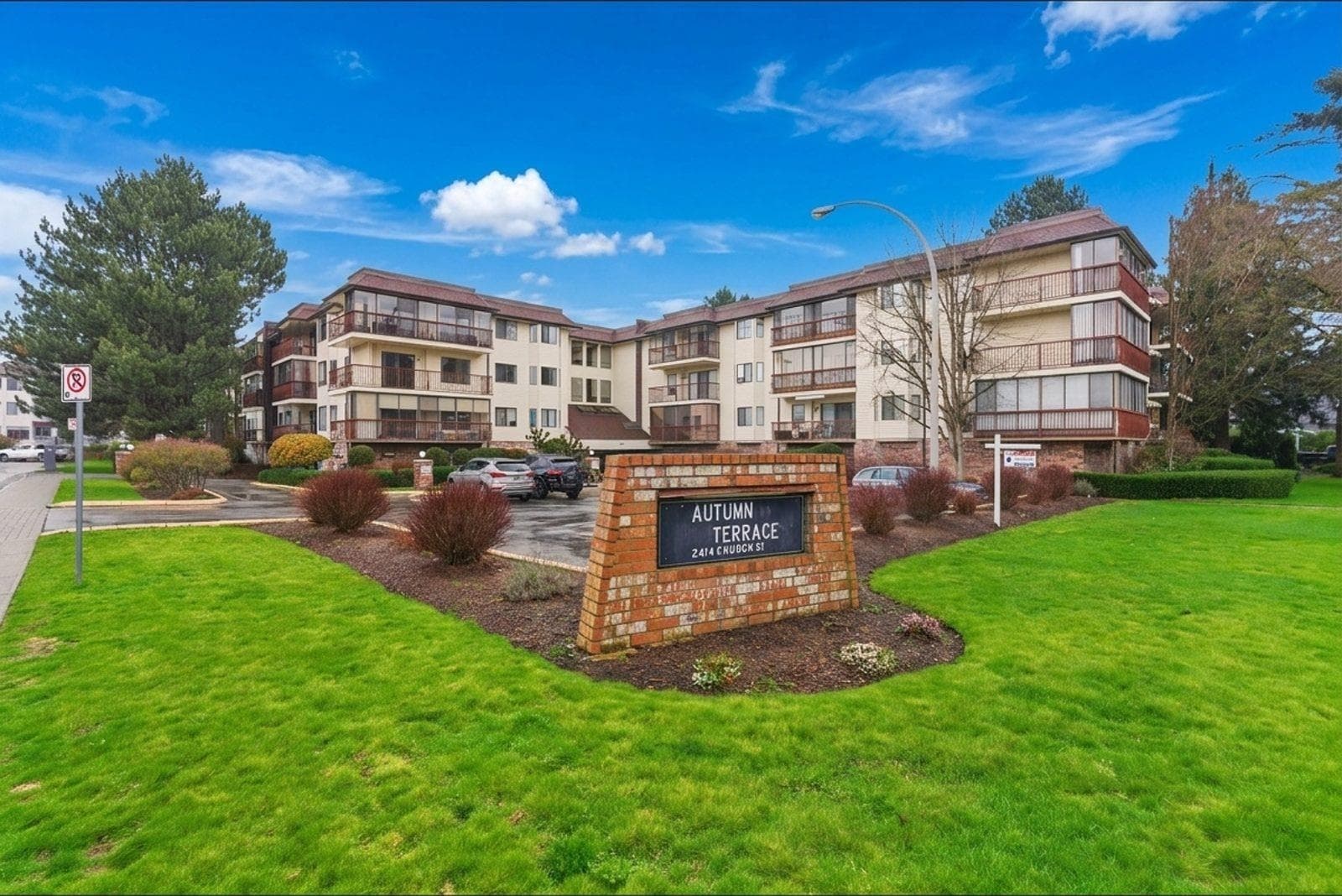 214 - 2414 Church Street, Abbotsford, V2T 3J7 — photo 1