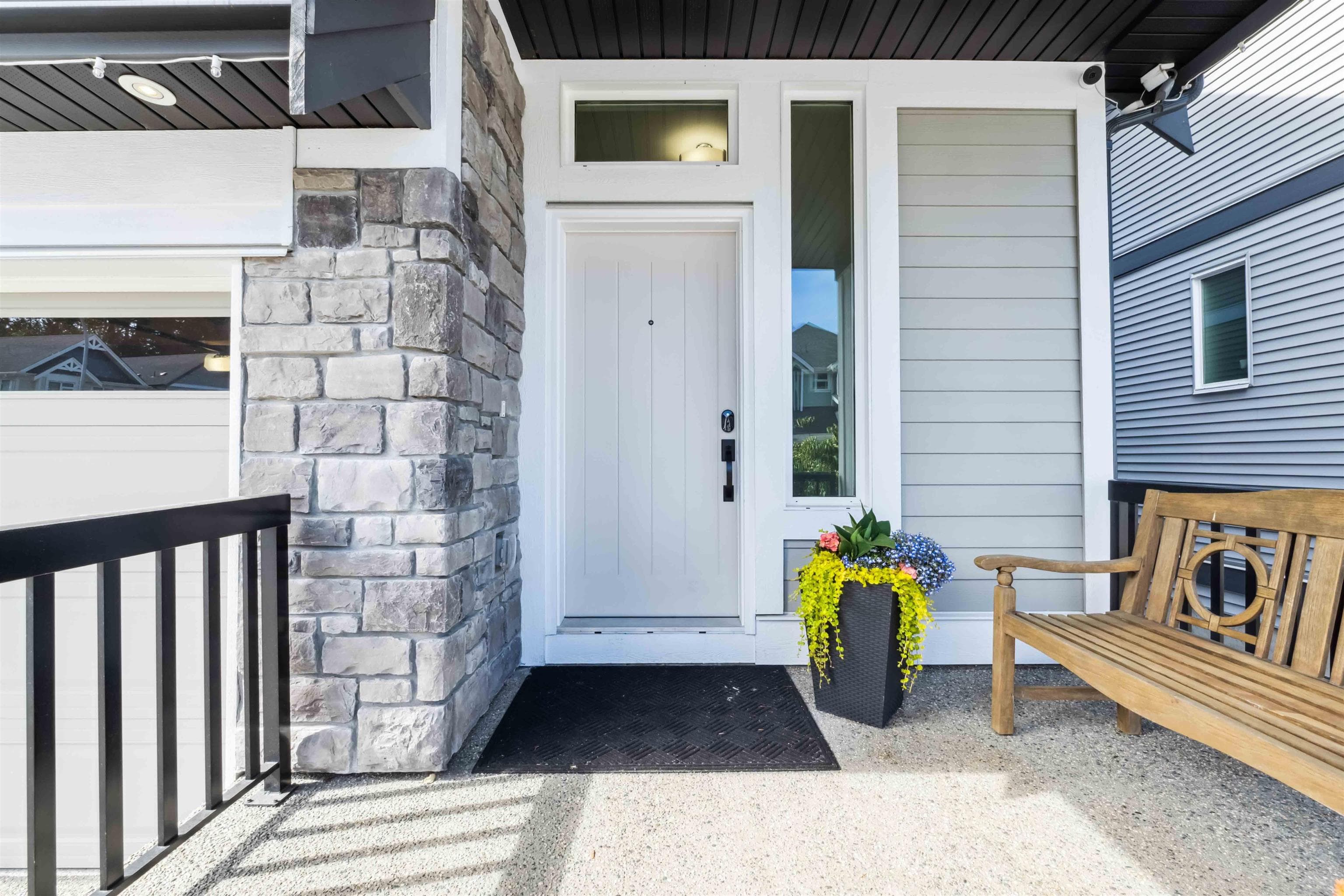 20427 78b Avenue, Langley, V2Y 1X4 — photo 2