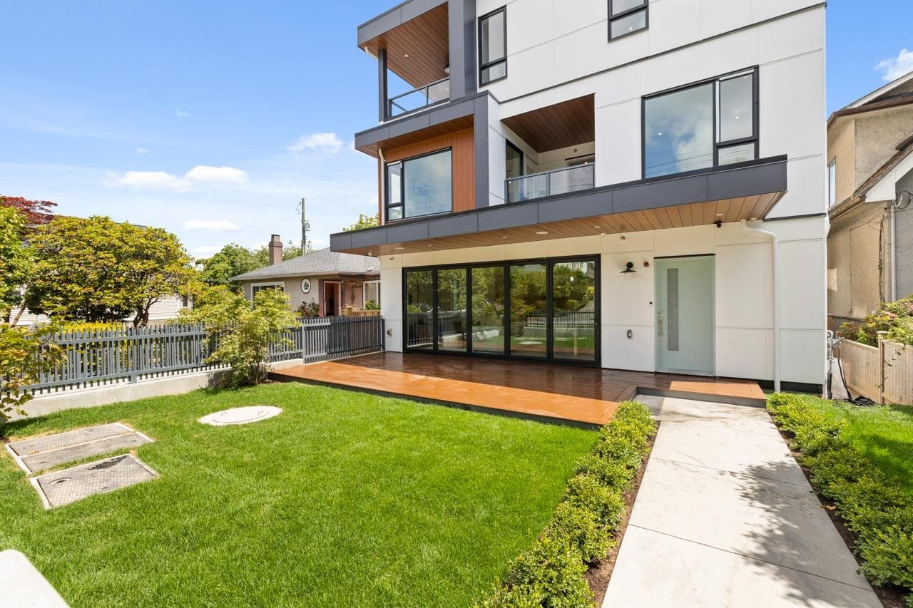 A - 4260 Sophia Street, Vancouver, V5V 3V7 — photo 2