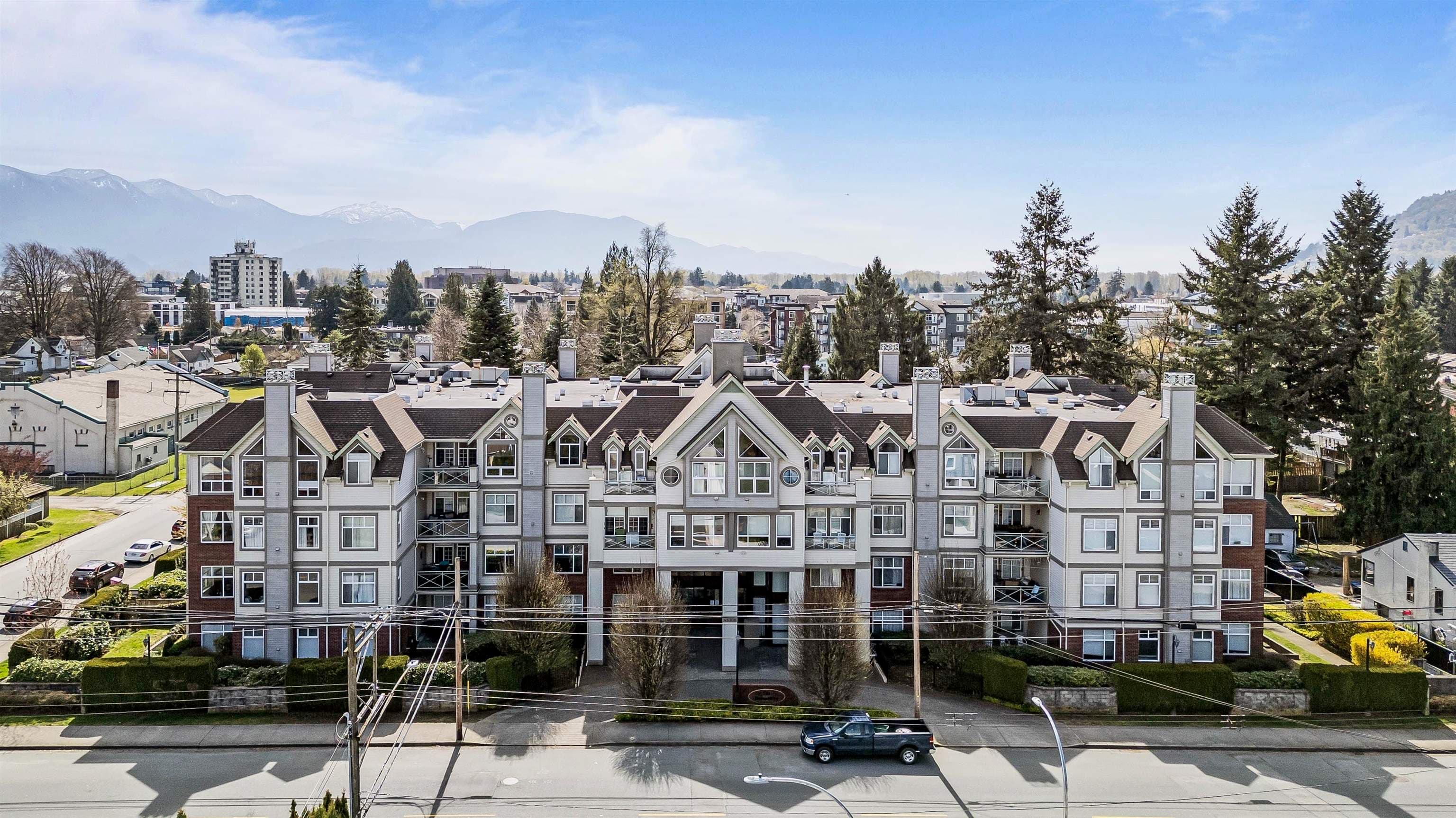 314 - 45700 Wellington Avenue, Chilliwack, V2P 2E4 — photo 1