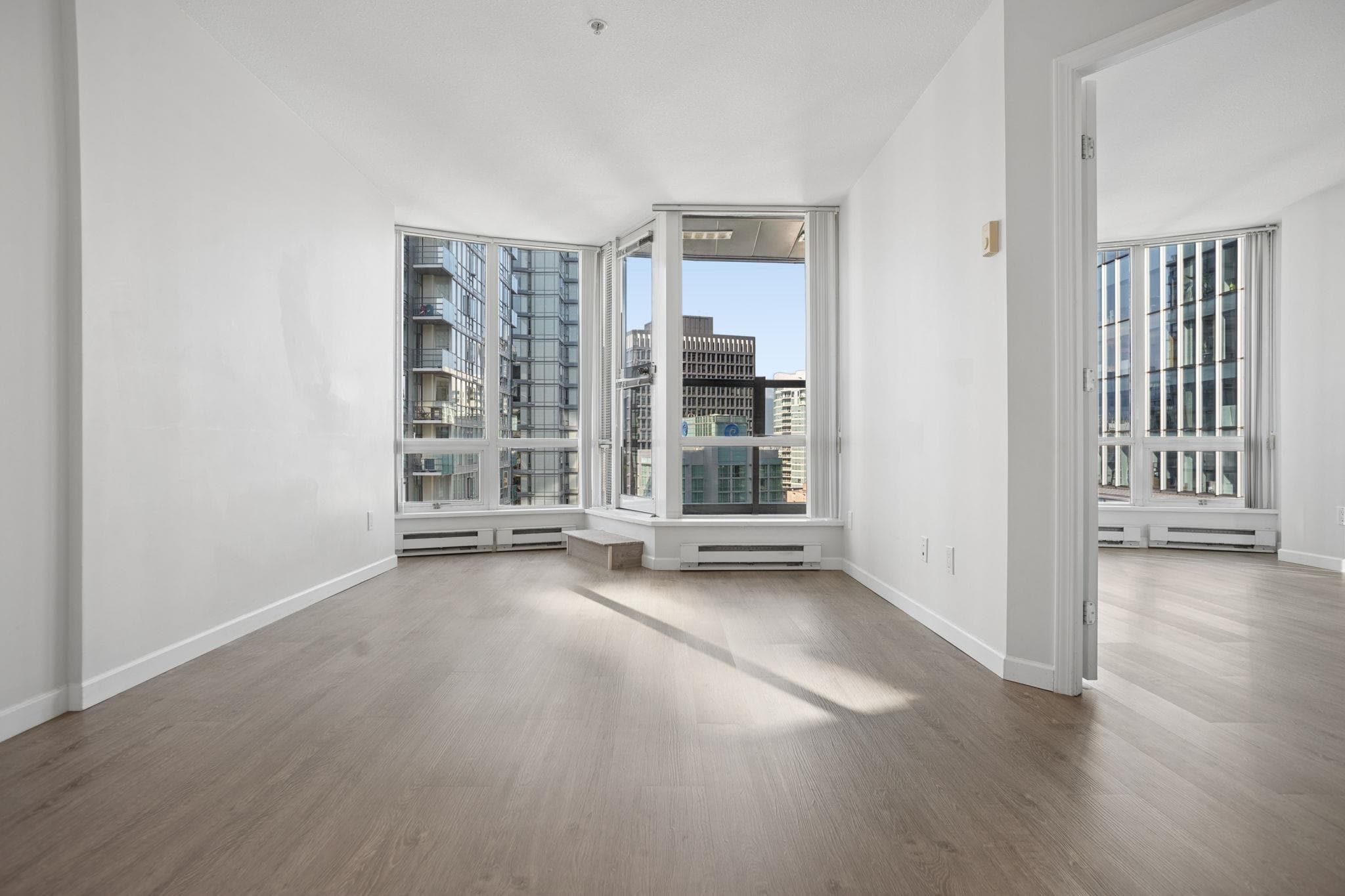 2502 - 1166 Melville Street, Vancouver, V6E 4P5 — photo 5