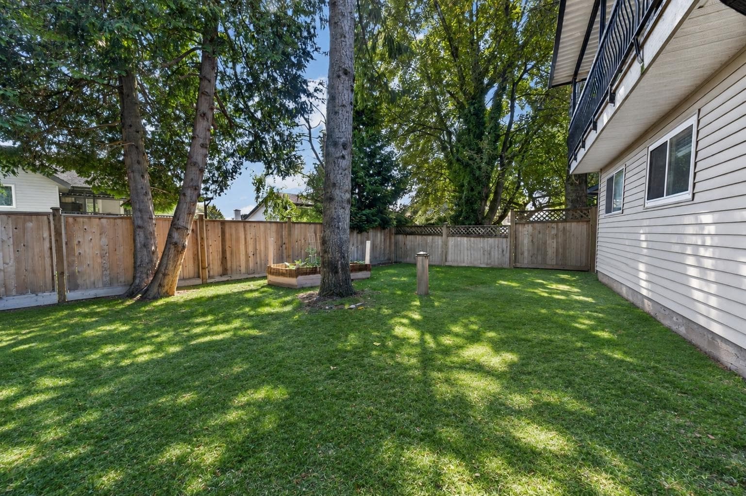 13355 65a Avenue, Surrey, V3W 8T2 — photo 5
