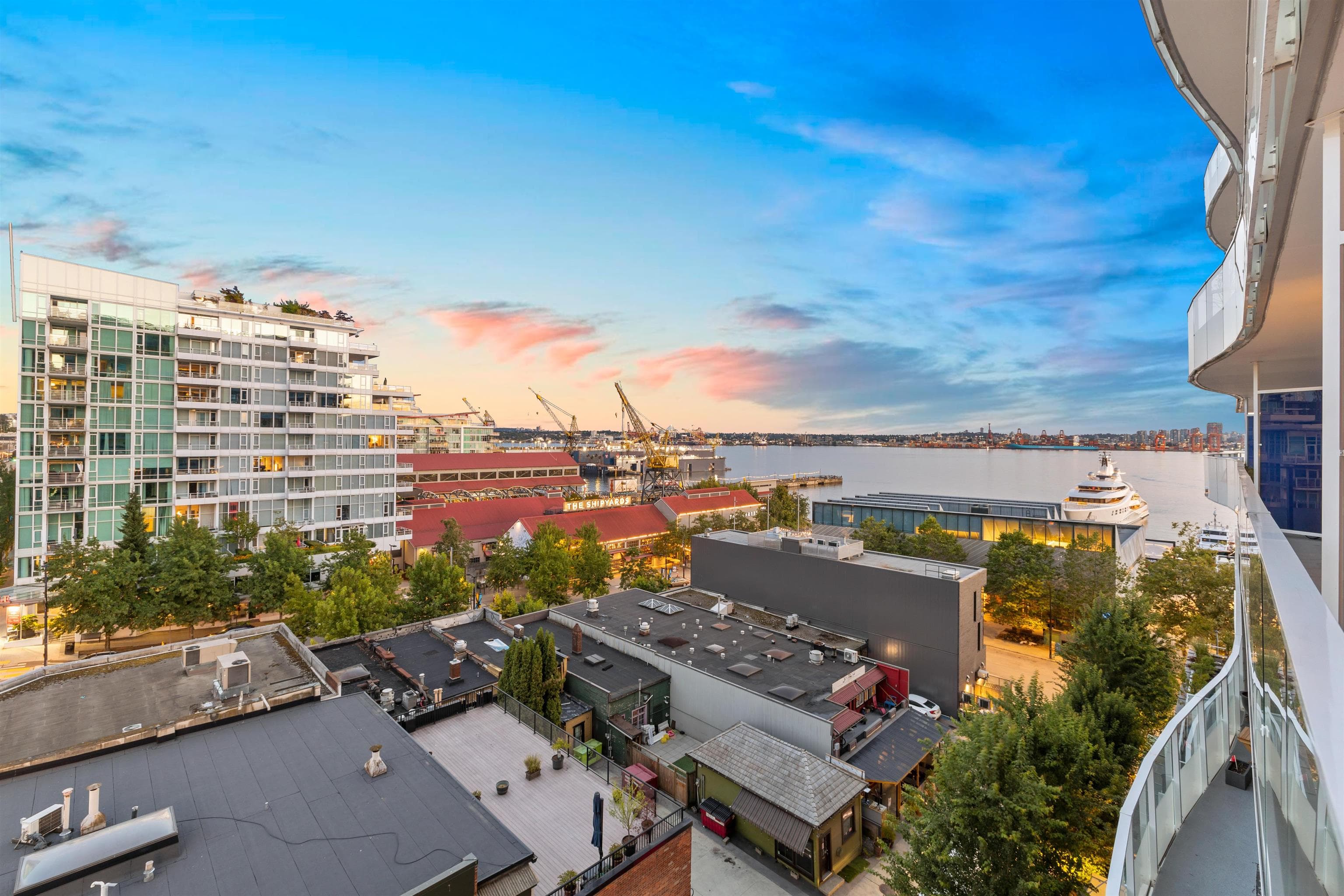 707 - 118 Carrie Cates Court, North Vancouver, V7M 0G6 — photo 3